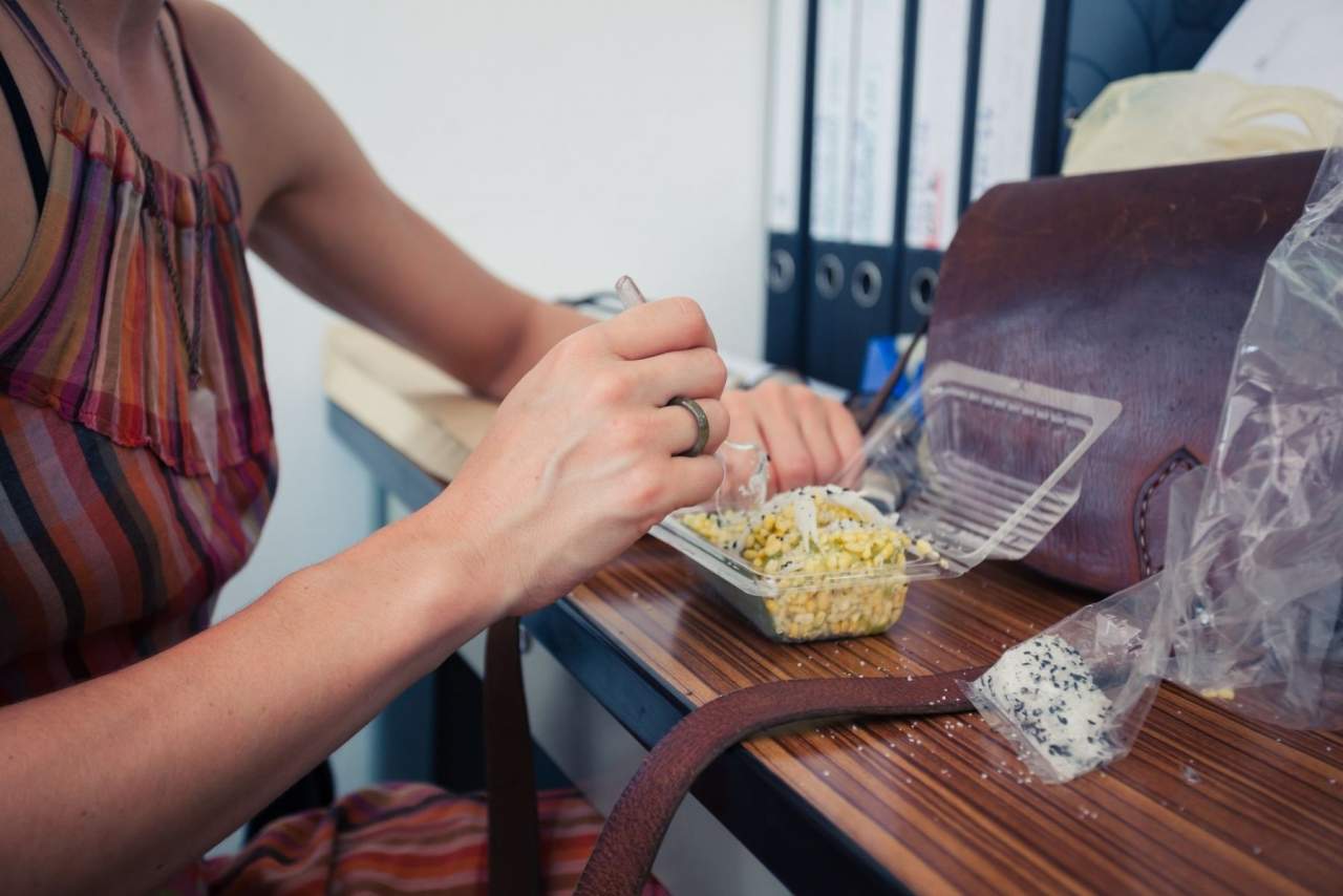 ¿Cómo pedir comida para oficina Madrid?