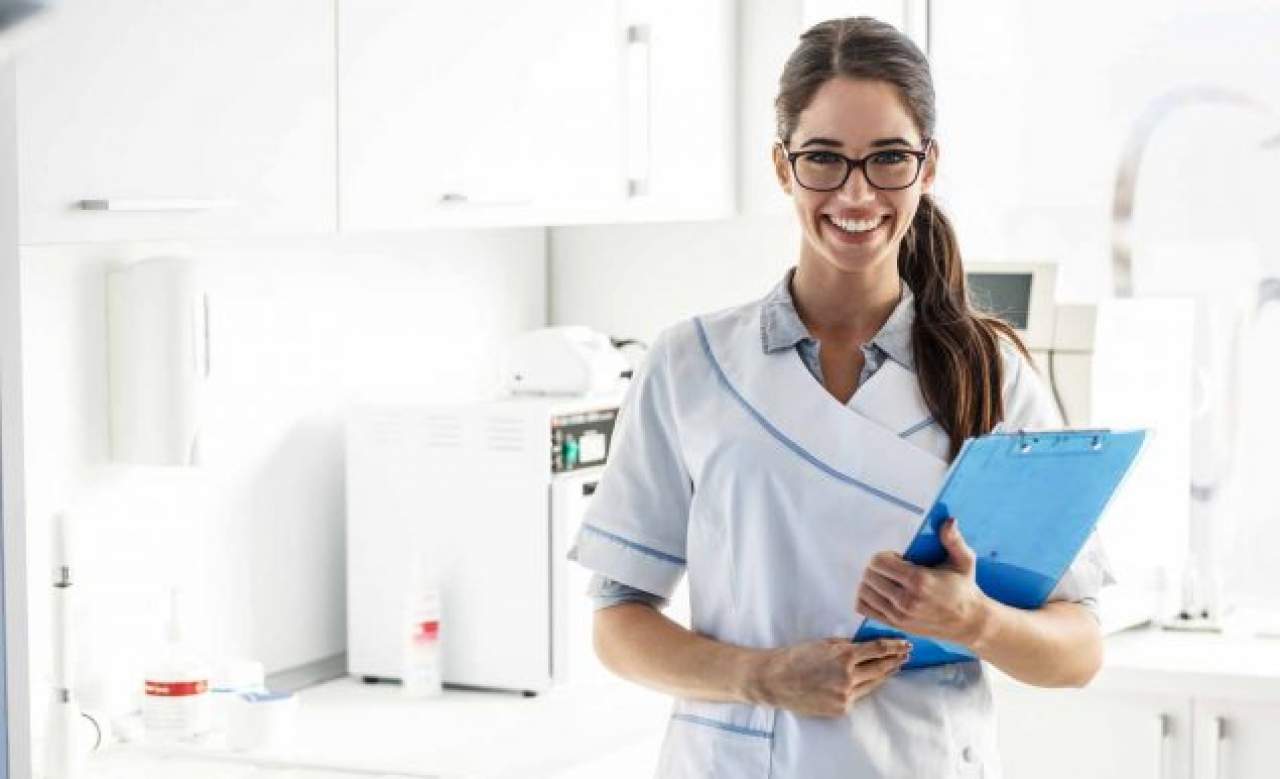Curso odontología Madrid de la reconocida escuela IEEF