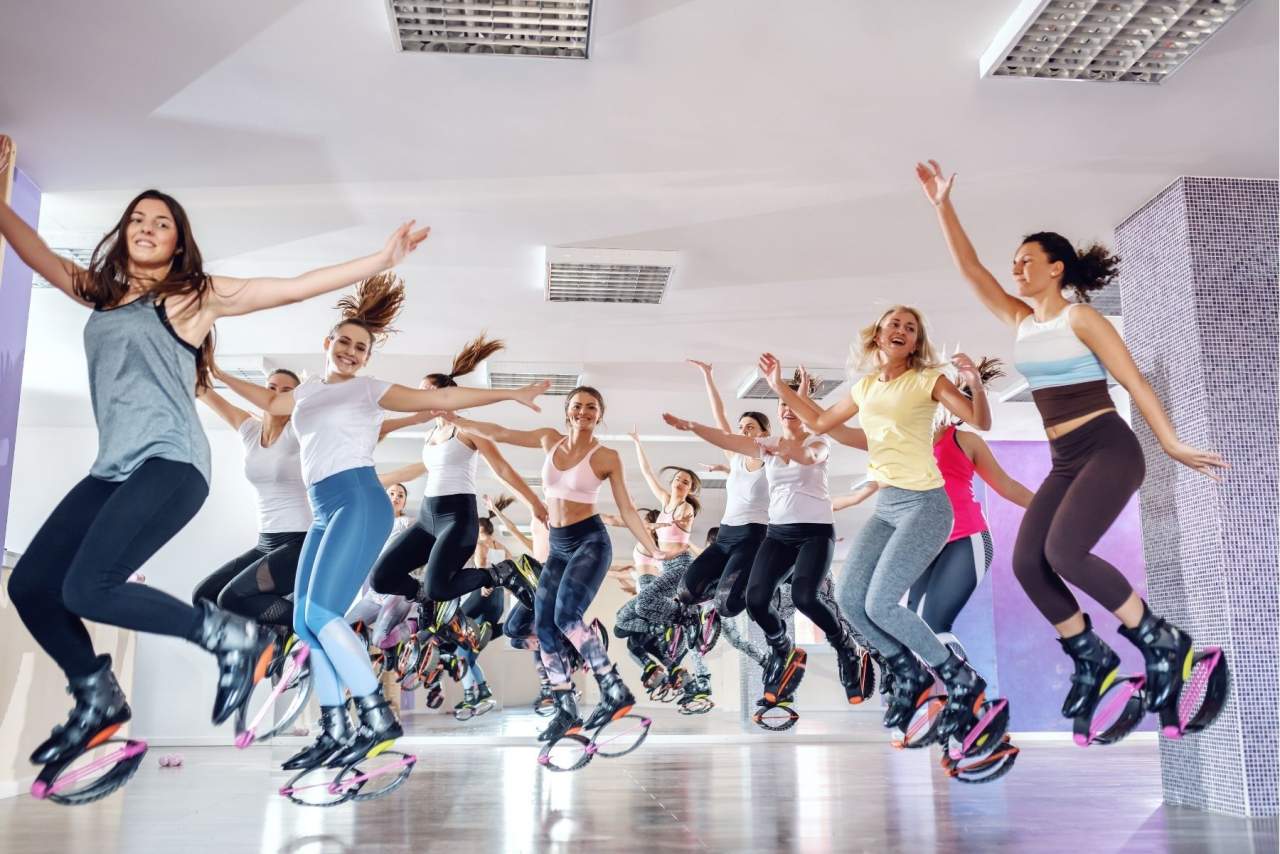 Vanity Fit cuenta los beneficios de las botas de rebote o Kangoo Jumps