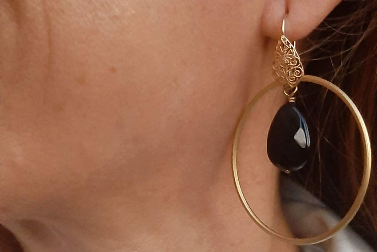 BY EME: Pendientes a mano en Madrid únicos y personalizados