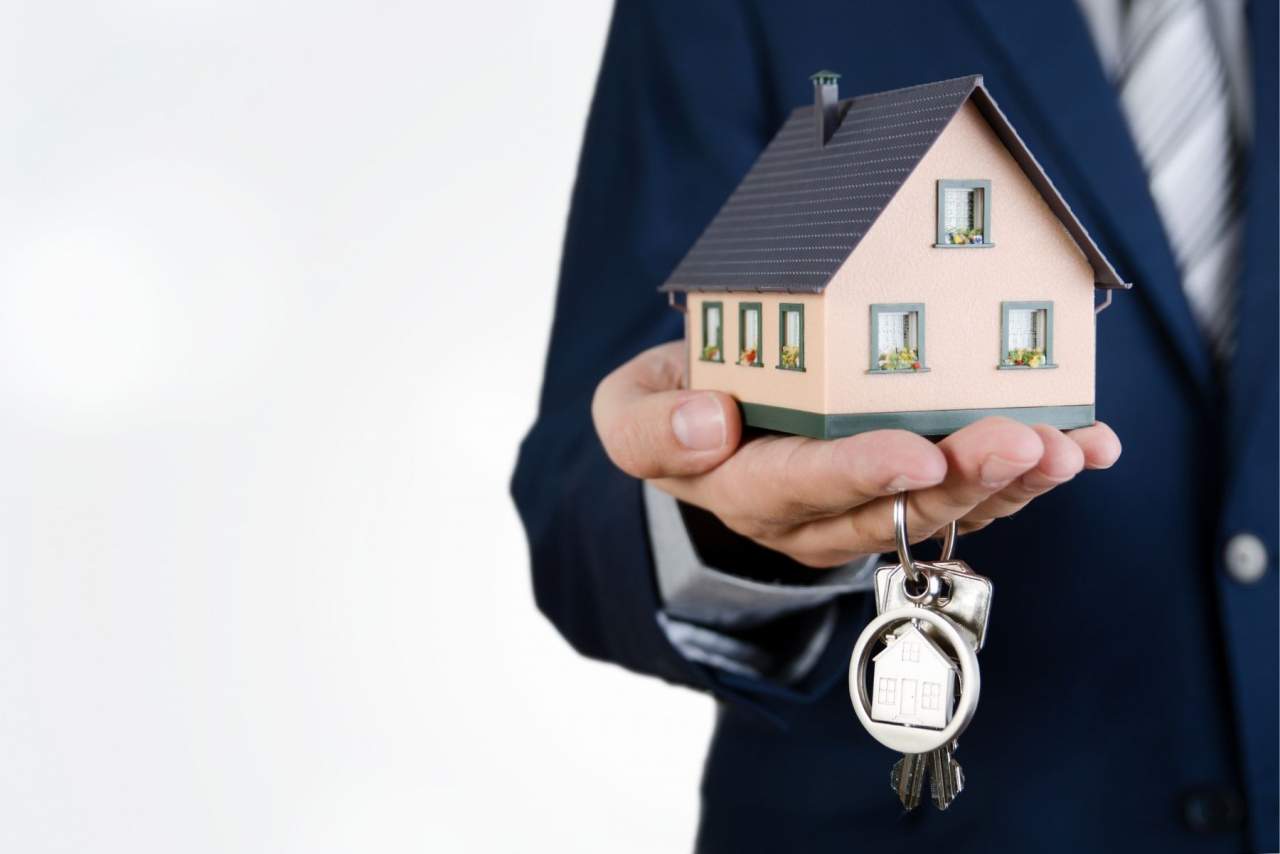 ¿Cómo encontrar agencia inmobiliaria en El Clot?