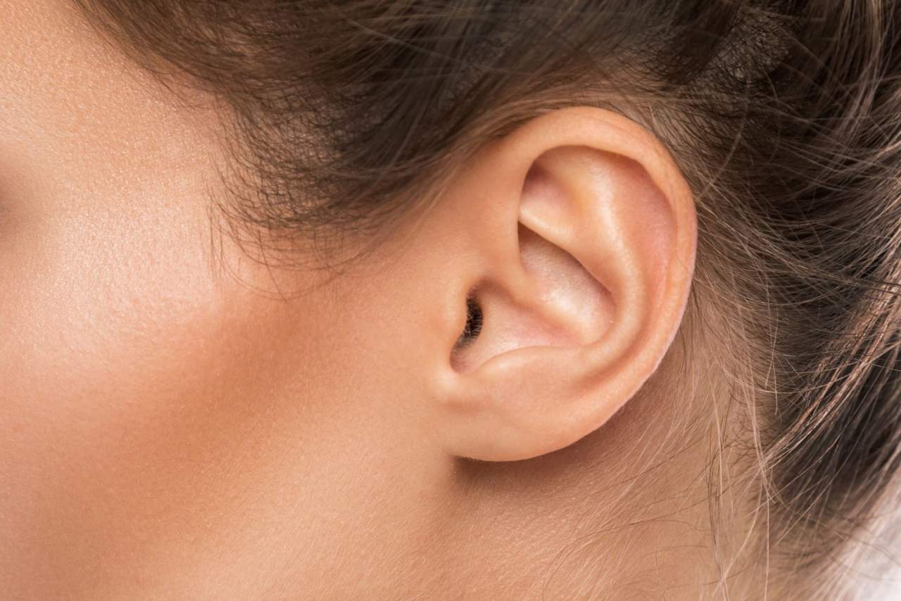 Otoplastia en Murcia y Alicante. Tratamiento orejas de soplillo u orejas separadas