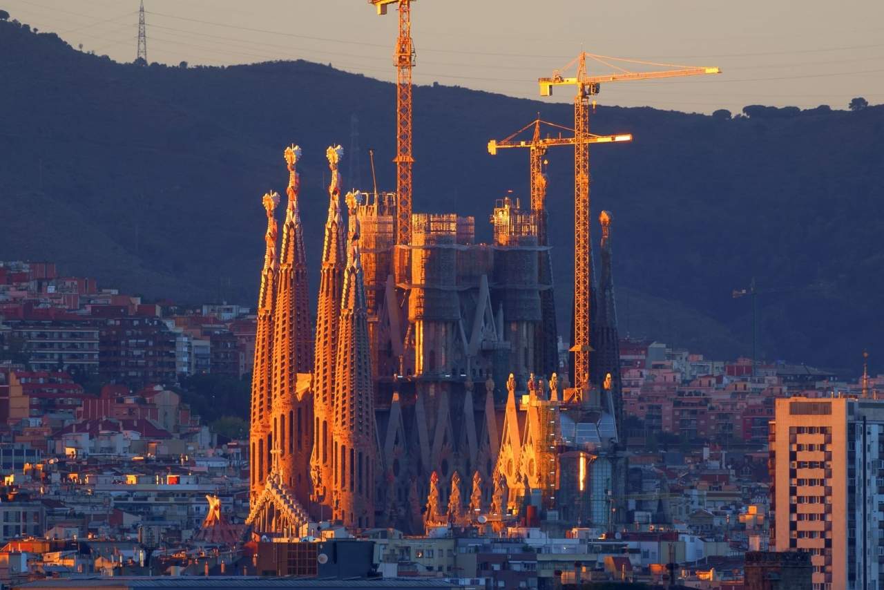 ¿Dónde encontrar entradas para visitar Sagrada Familia? Entradas sin largas colas en Vueltia