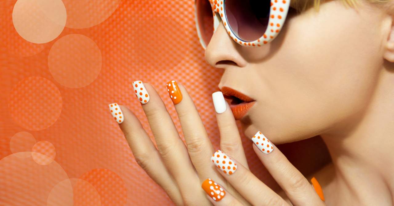 Cientos de esmaltes de colores semipermanentes: Beauty & Shop