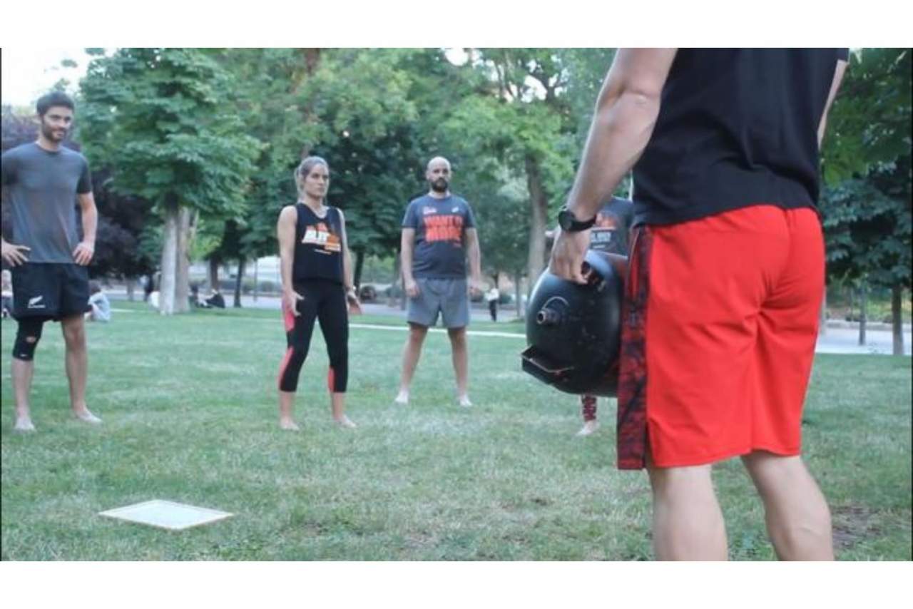 ¿Cuáles son las similitudes entre el entrenamiento funcional Madrid y el gimnasio al aire libre en Madrid?