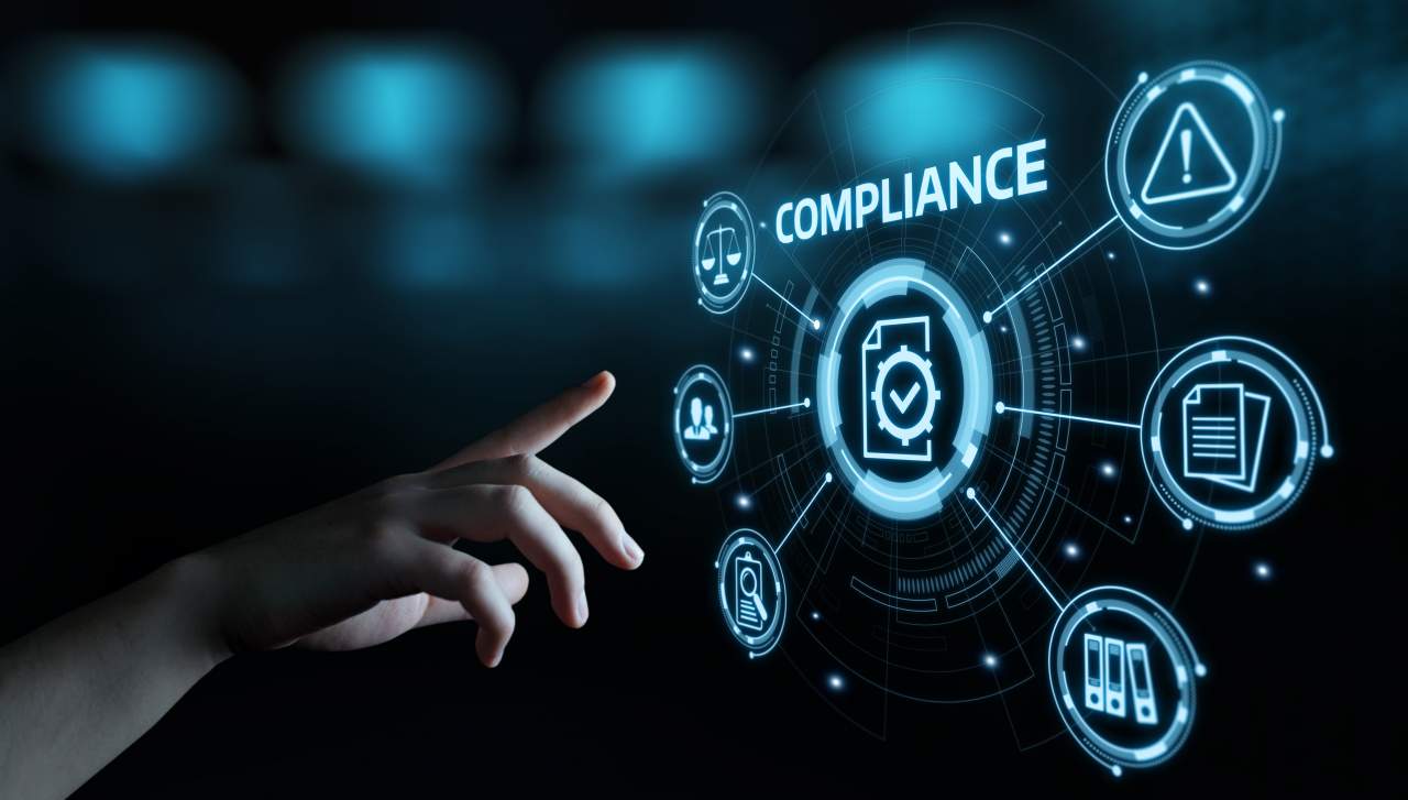Expertos en Corporate Compliance alineado con norma UNE 19601: CumpleNorm