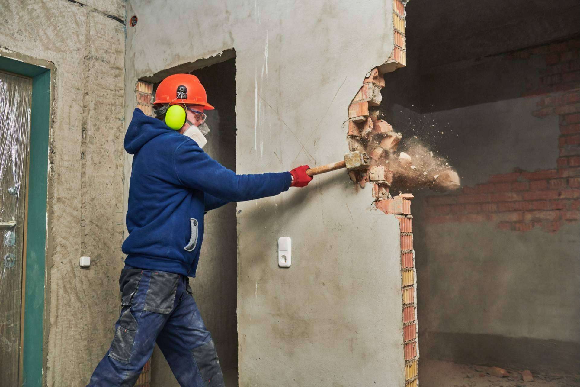 ¿Cuándo se realiza una demolición de pisos?; Demoliciones Interiores