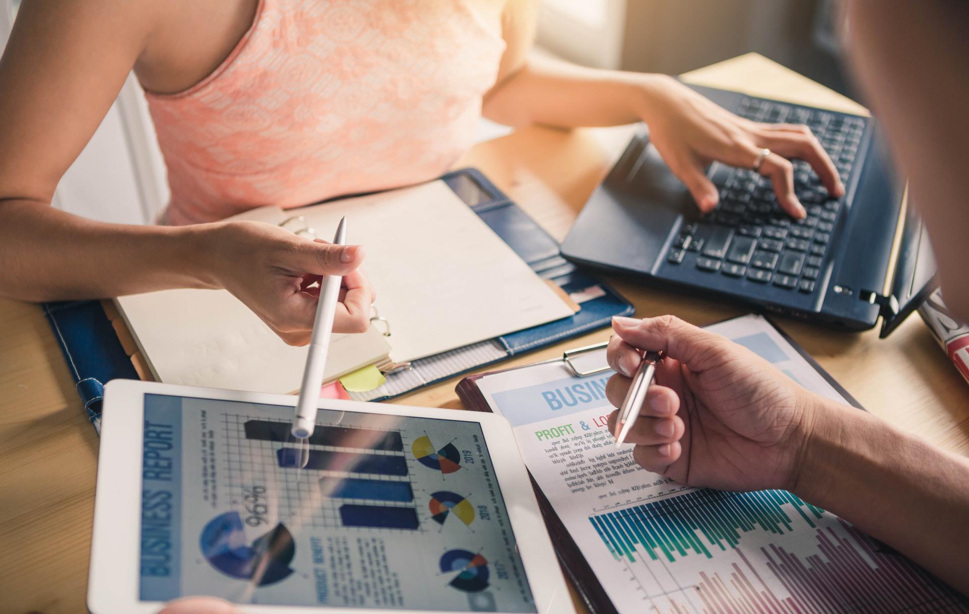 El año 2021 ha marcado un antes y un después en los negocios gracias al marketing digital, según constata Juan Benítez, experto en marketing digital