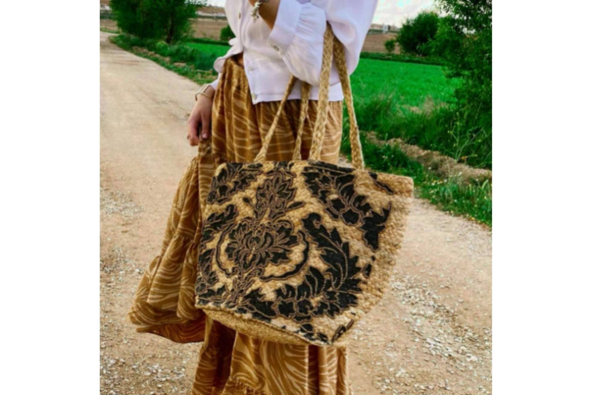 El estilo Boho vuelve con más fuerza que nunca a través de los capazos Boho de Lola Amara