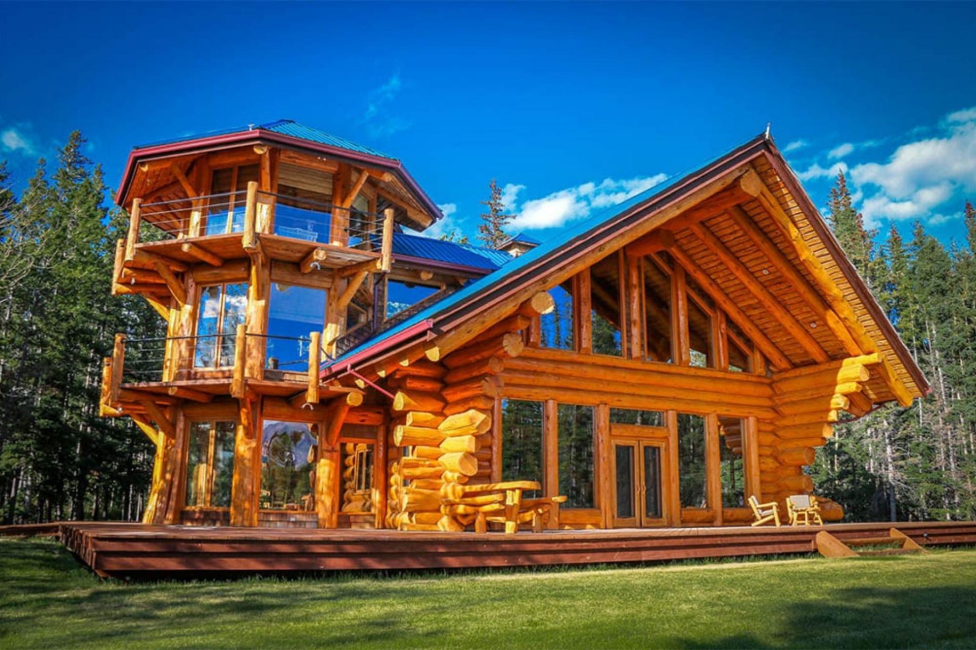 Estructuras de Madera es la empresa canaria que ofrece casas de madera y todo tipo de artículos de este material