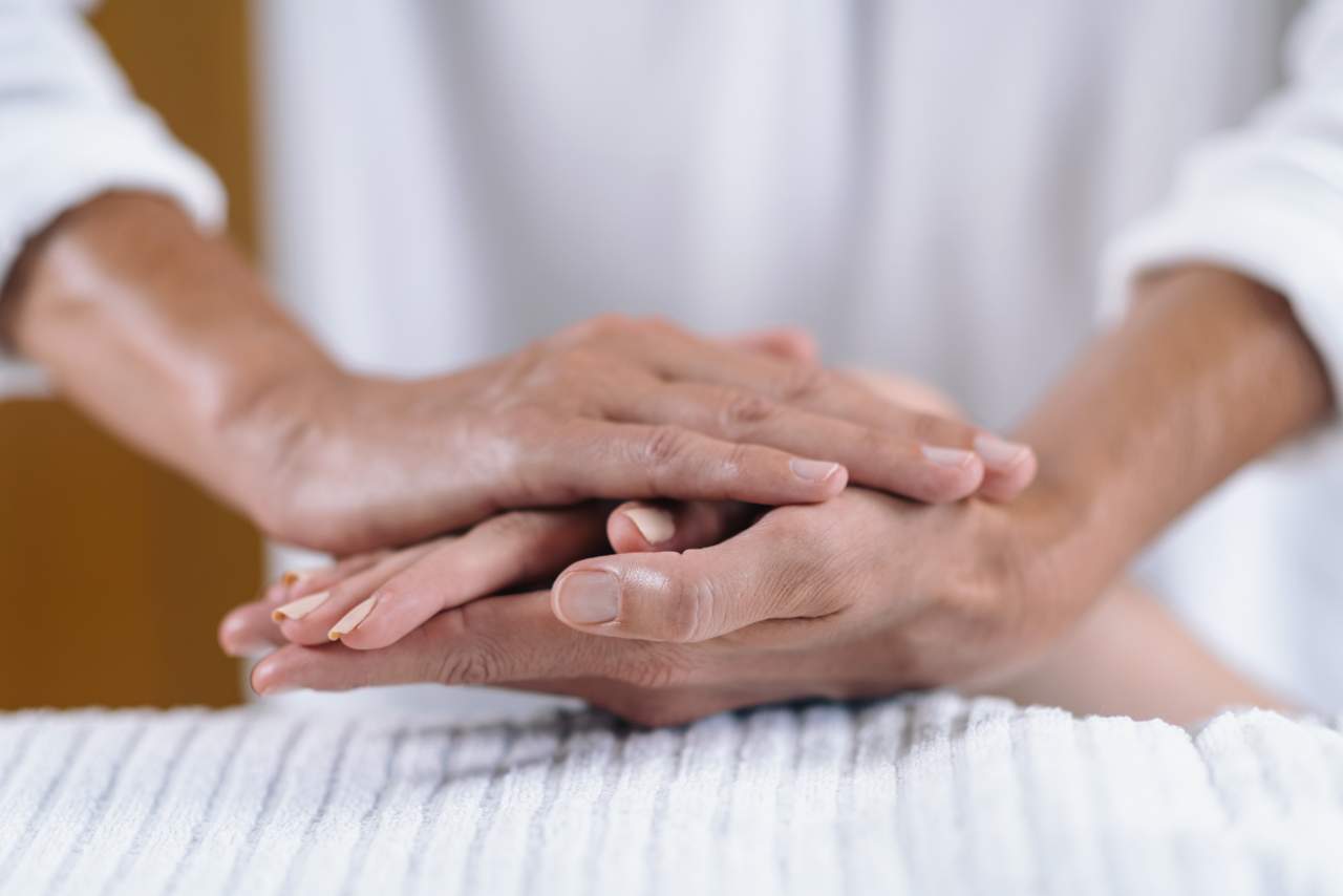 ¿Cuáles son los beneficios de los cursos de reiki según Javier Robas?