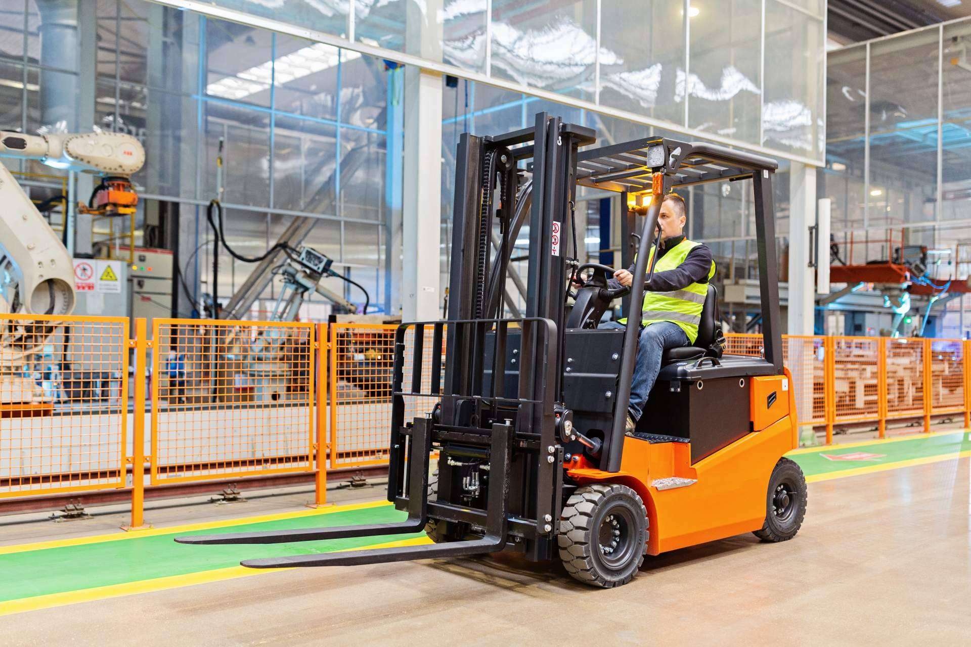 Conocer la mecánica de las carretillas elevadoras es importante para elegir la que más se adapte a las necesidades del cliente: Carretillas HP Elevación