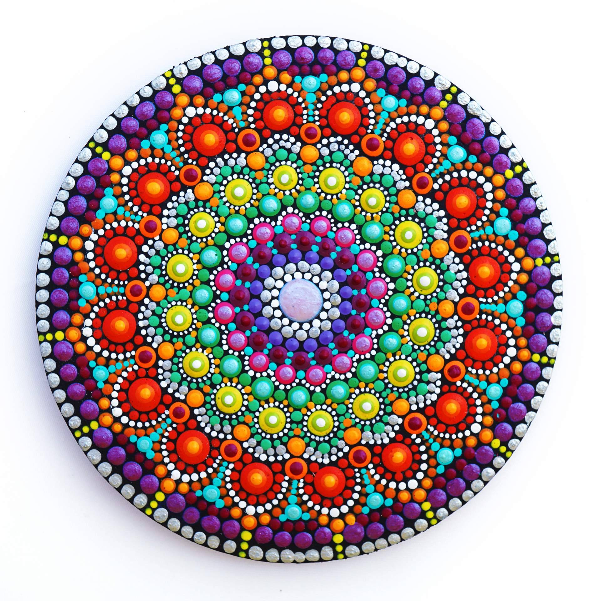 Una infinidad de posibilidades de cuadros Mandalas disponibles en la tienda online de Cristina Flores