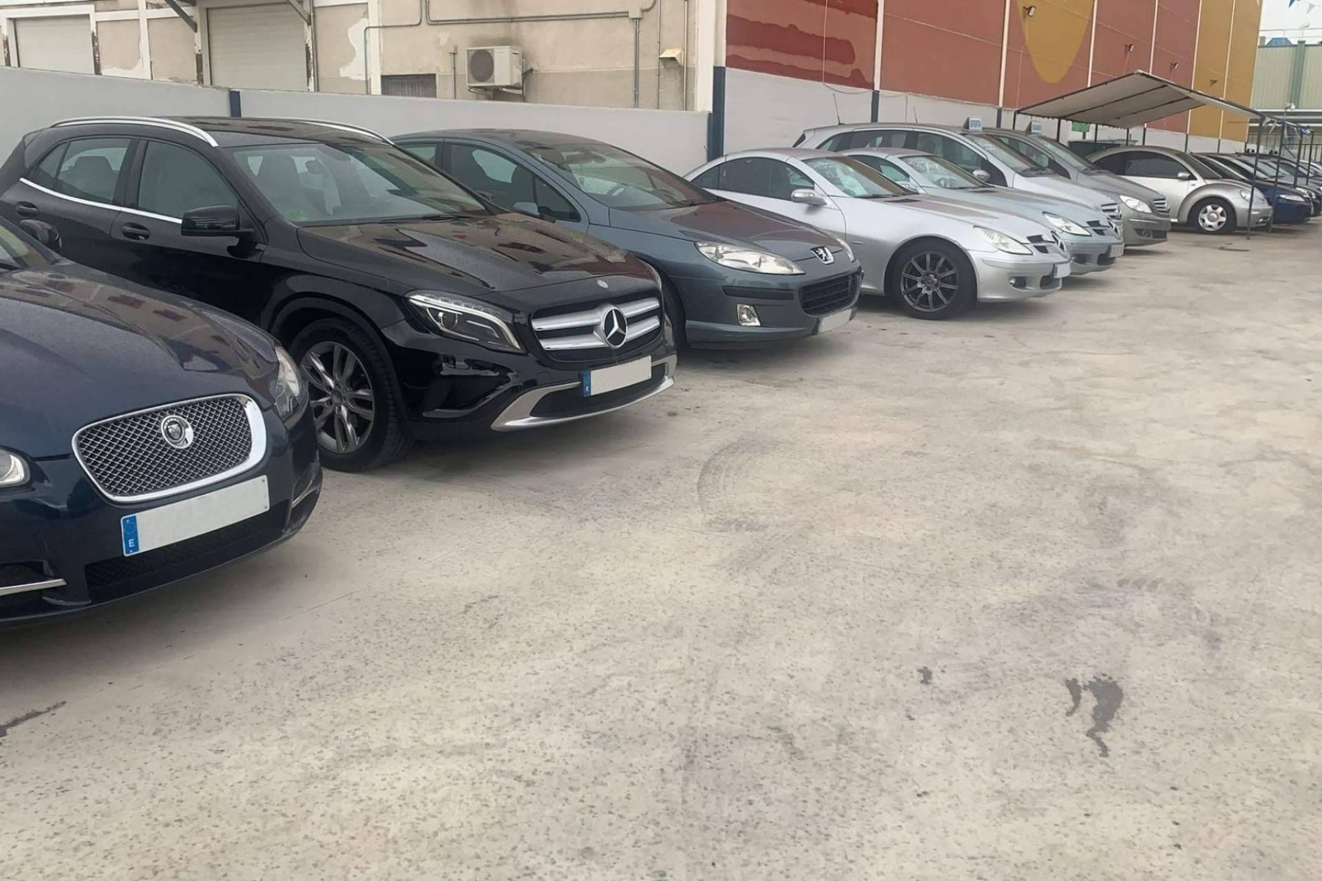 La compañía TratoCar facilita el proceso de vender coche online