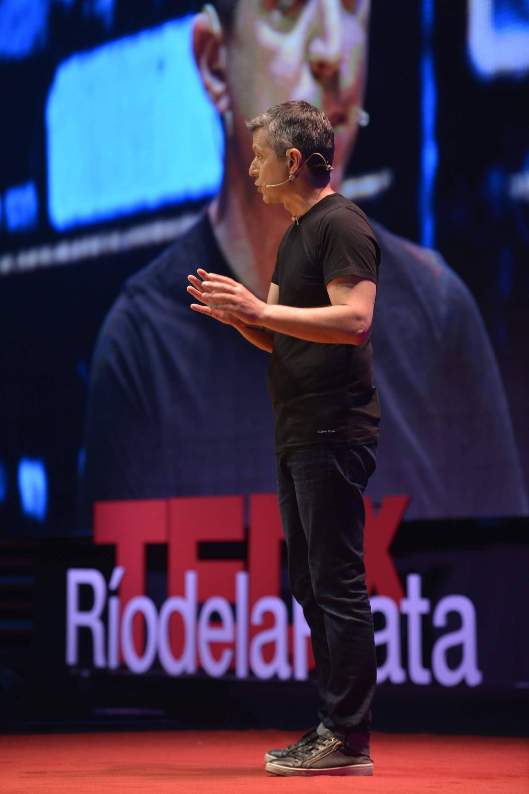 Leo Piccioli: el poder del interés compuesto no reside en las finanzas, sino en el aprendizaje, el networking y la construcción del futuro