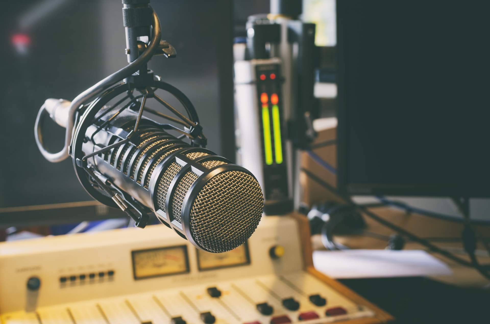 'Constelaciones Sistémicas en Miami', el programa de radio de Juan Carlos Arias que busca impulsar el desarrollo humano en sus oyentes