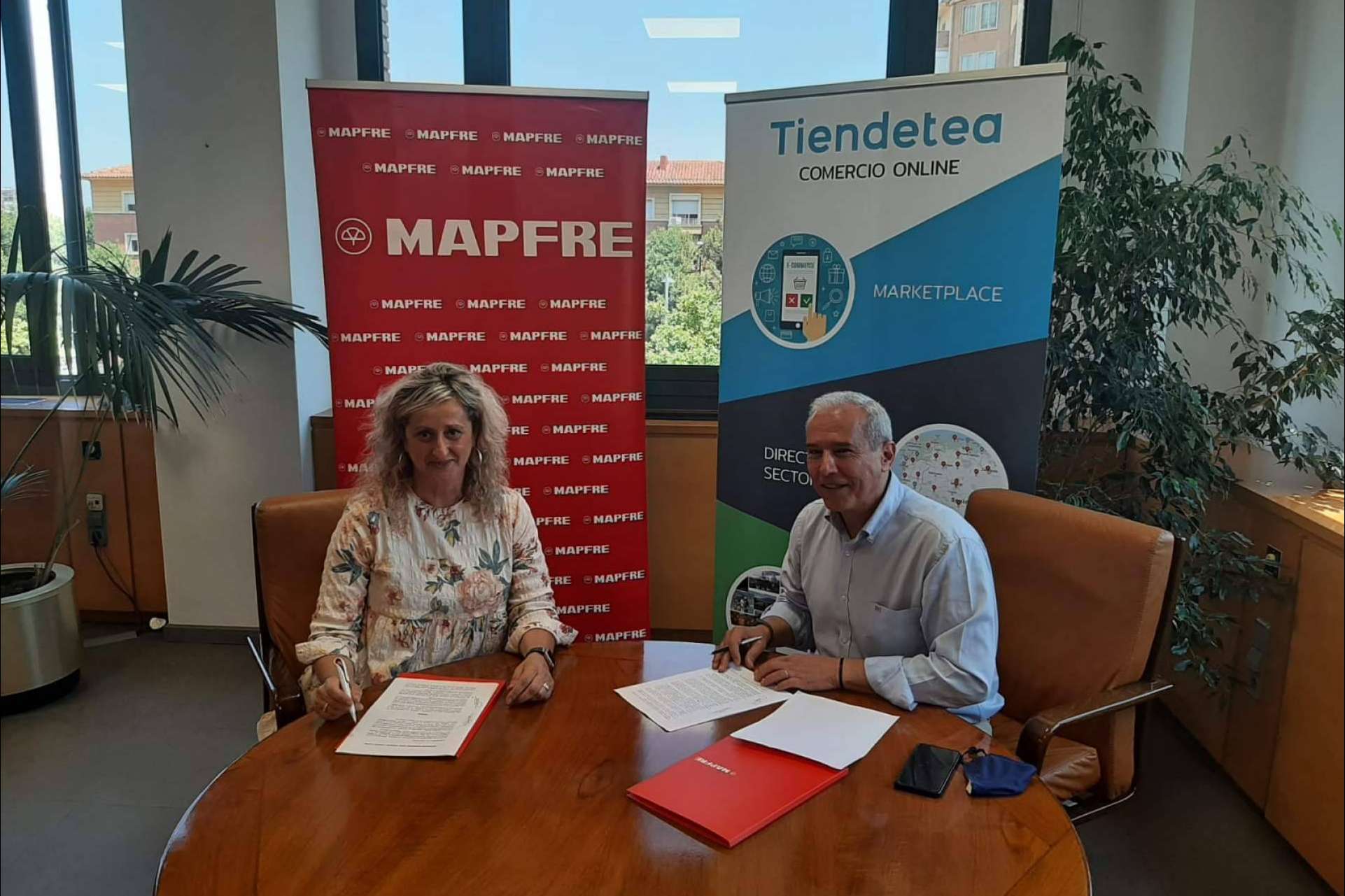 Tiendetea y MAPFRE y el acuerdo de colaboración que beneficiará a los e-commerces