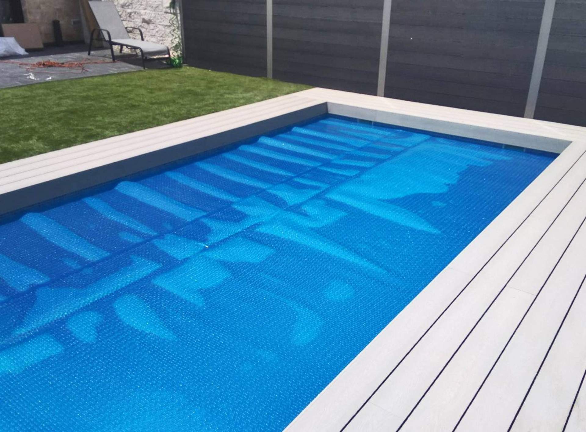 Toldos Picasso: cobertores para piscinas en cada estación del año