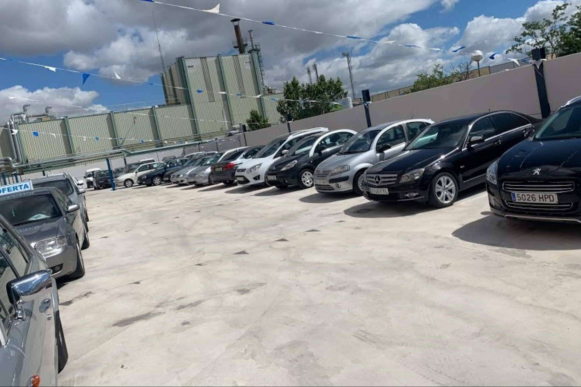 Tasar coche online de la forma más sencilla con TratoCar