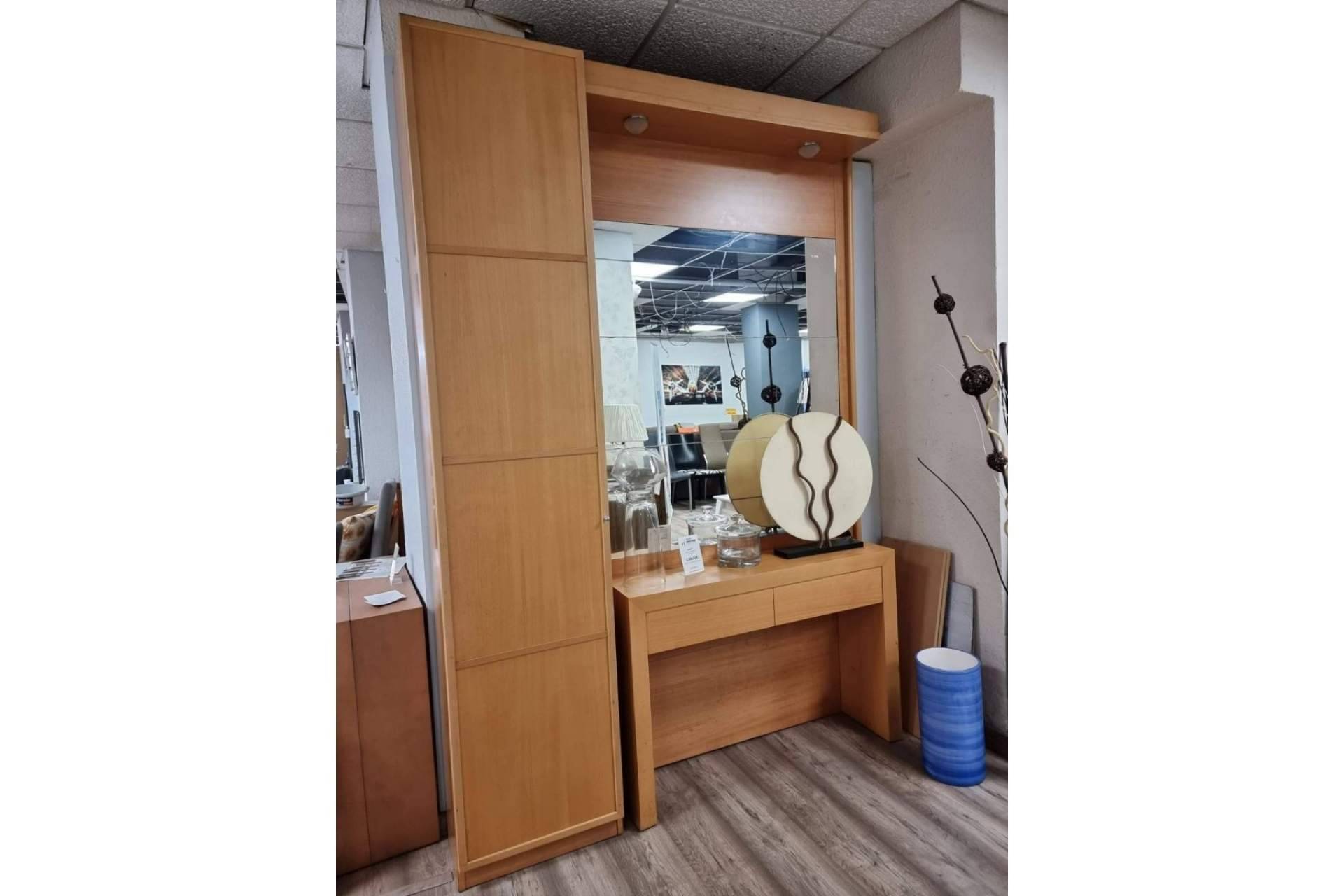Muebles de outlet en Barcelona en la reconocida tienda Muebles Industria