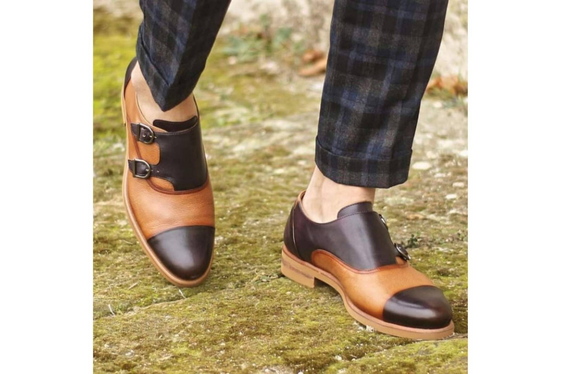 La plataforma de diseño de calzado masculino 3D online: VJ Collection