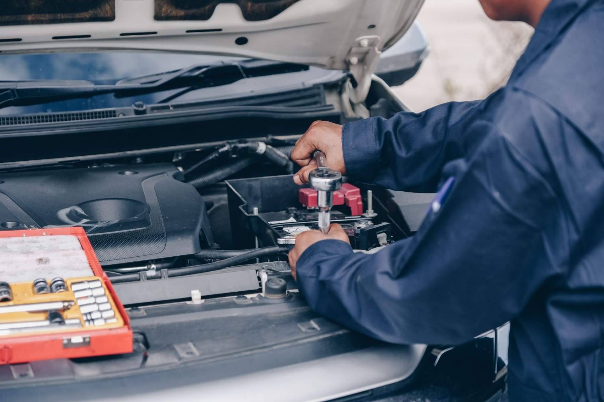 El curso mecánica y electricidad del automóvil que imparte el Instituto Técnico de Automoción