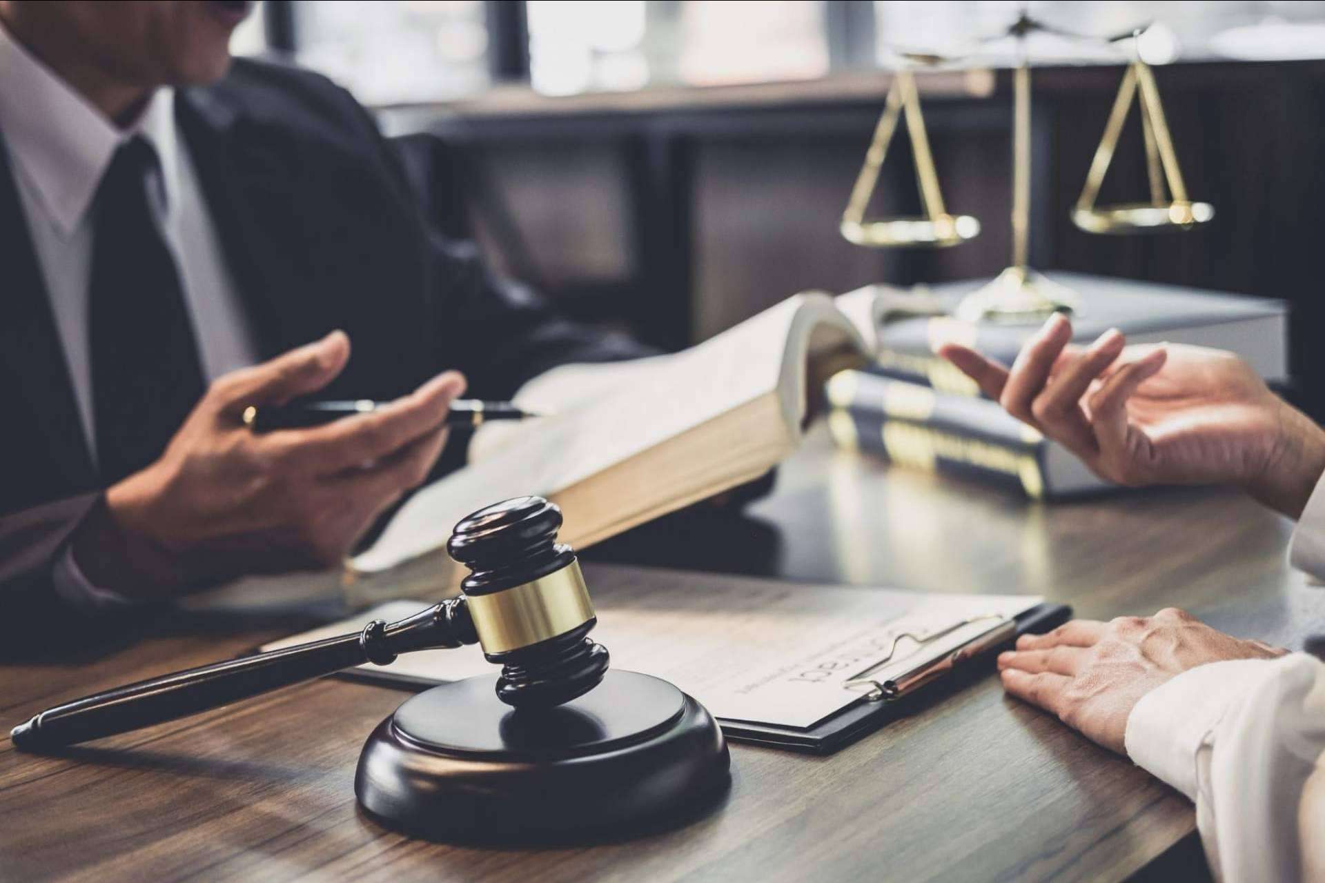 Ackermann & Schwartz Attorneys ¿Qué ofrecen los servicios de reestructuración de empresas y compras de negocios en distress?