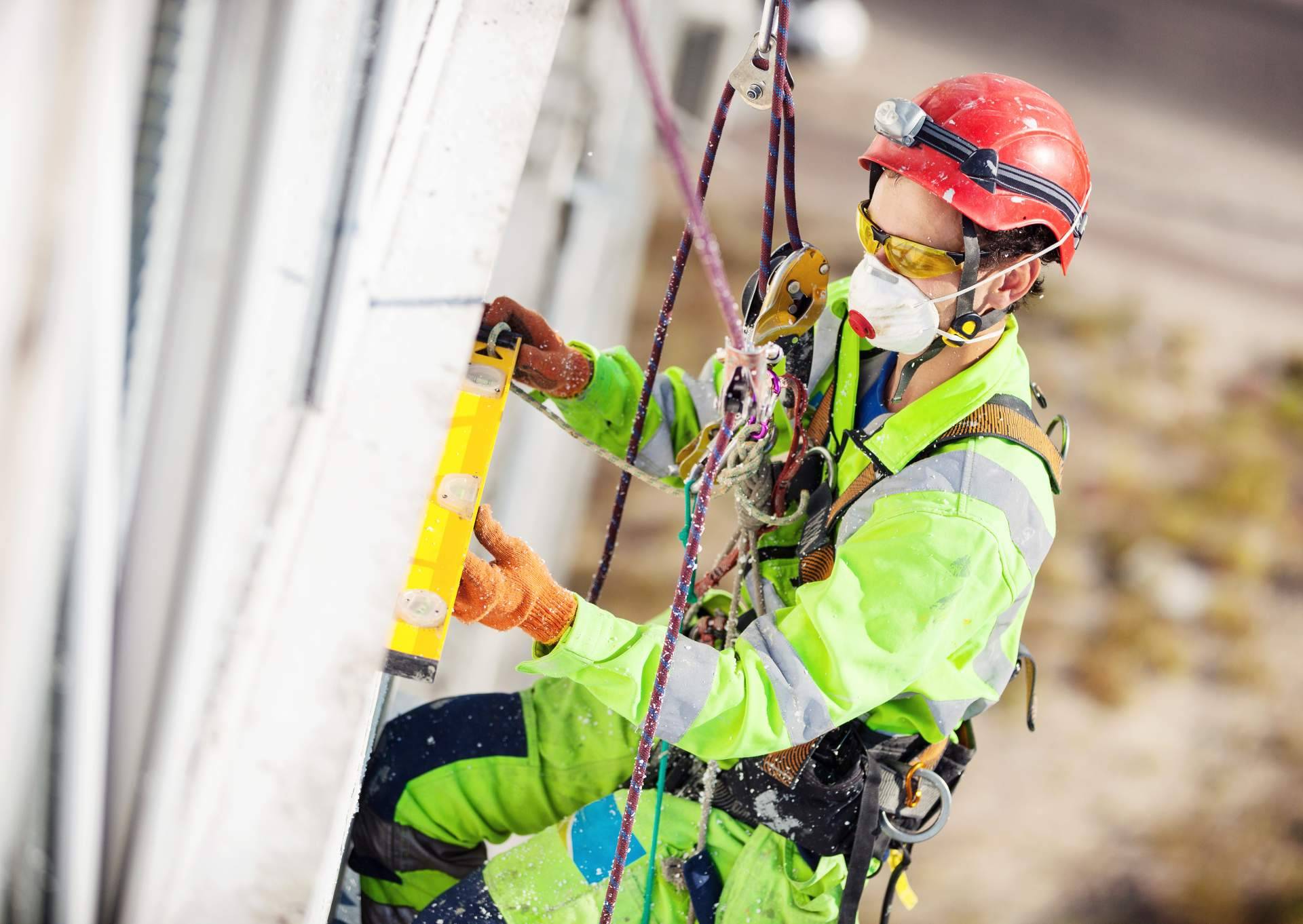 Trabajos verticales en A Coruña con Rehabilit Galicia