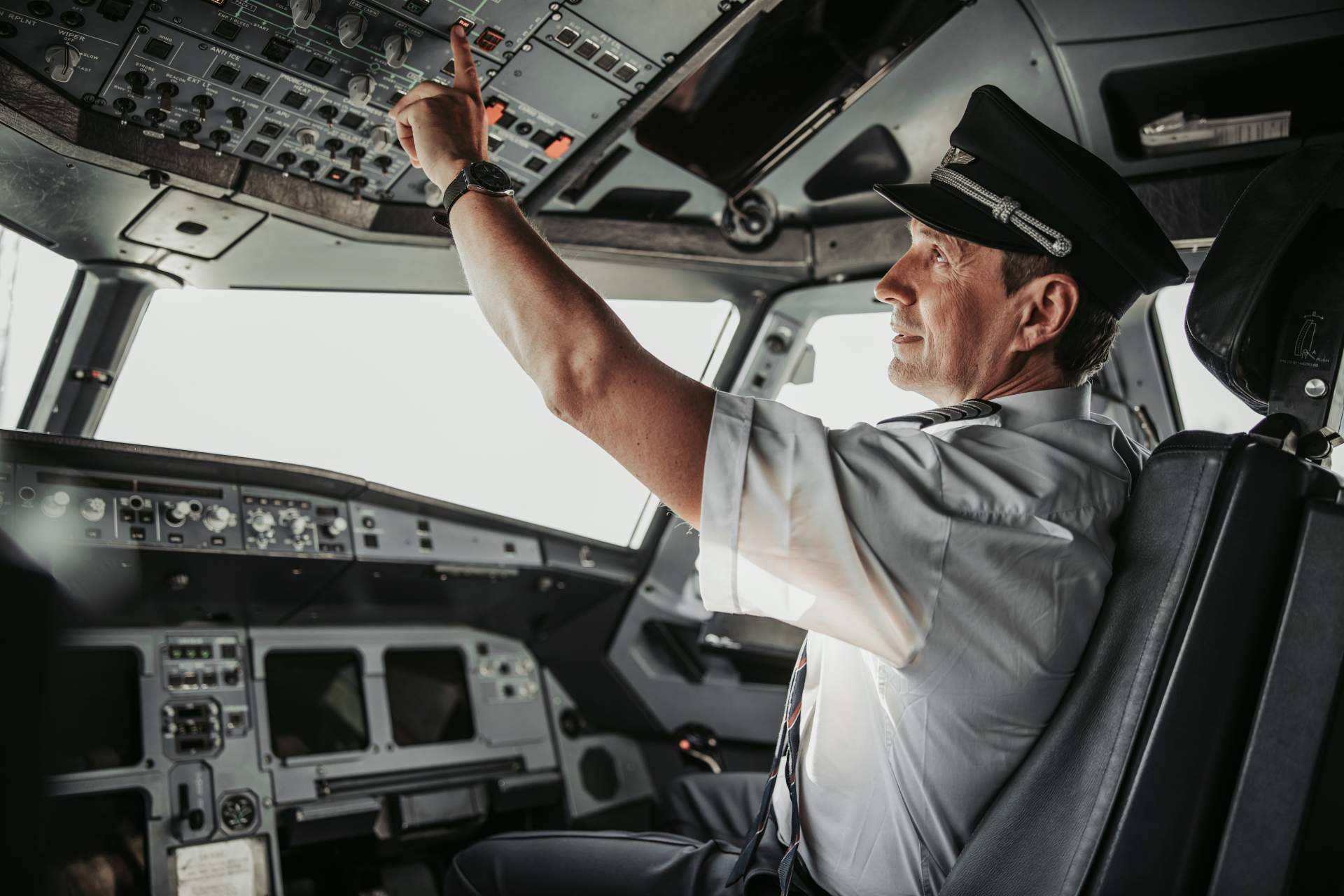 Formación para ser piloto con LeonAvia: el curso de piloto privado
