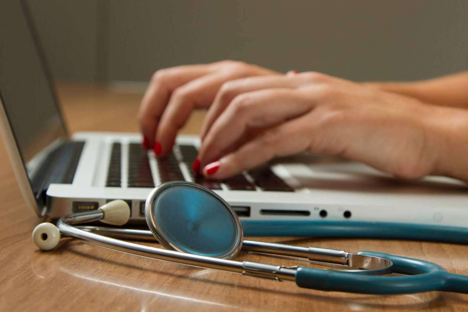 Proporcionar la comprensión necesaria a sus pacientes, la apuesta de Ayurveda Medicina Natural