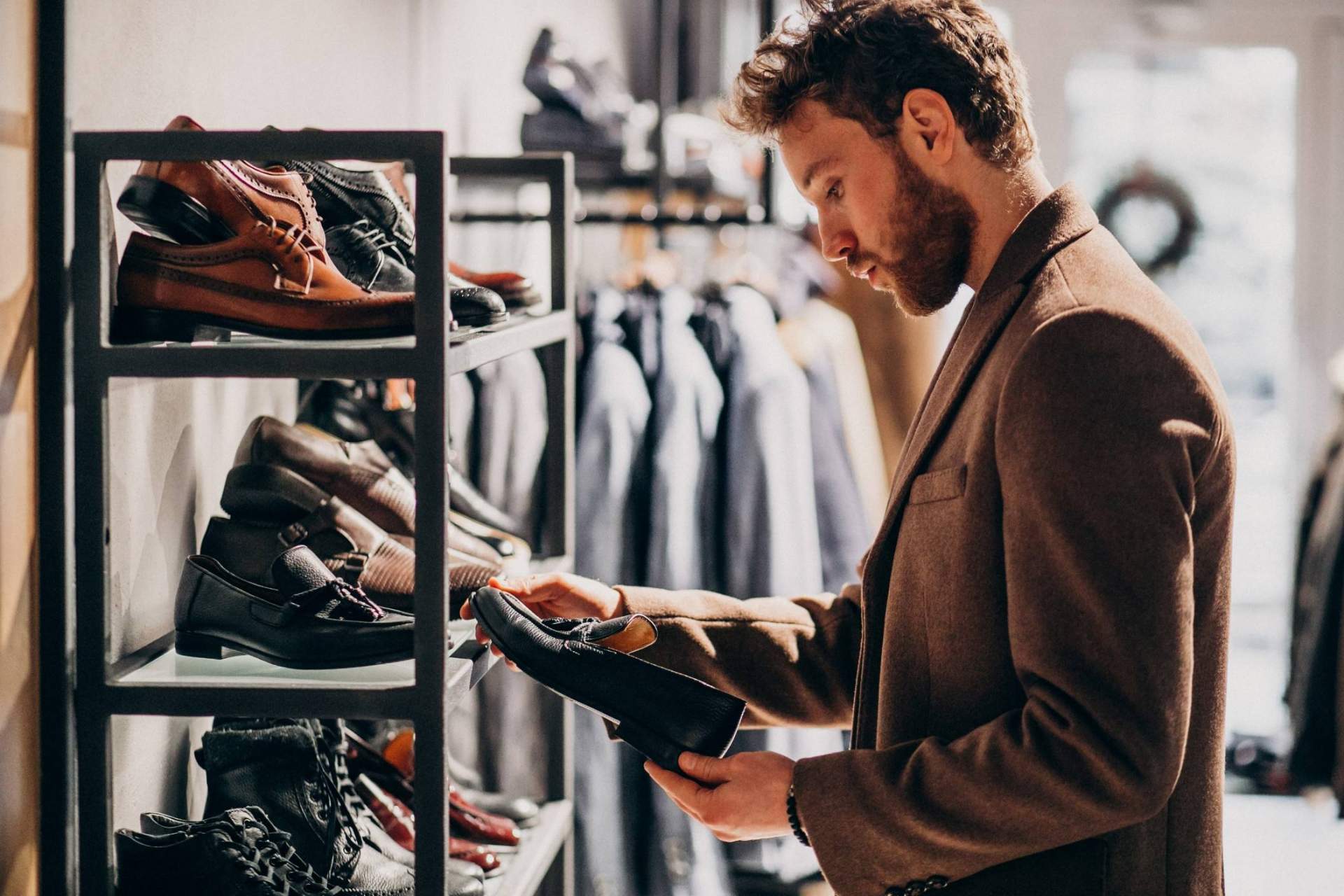 Moda Tiendas: los distribuidores de ropa al por mayor aumentan su distribución en España