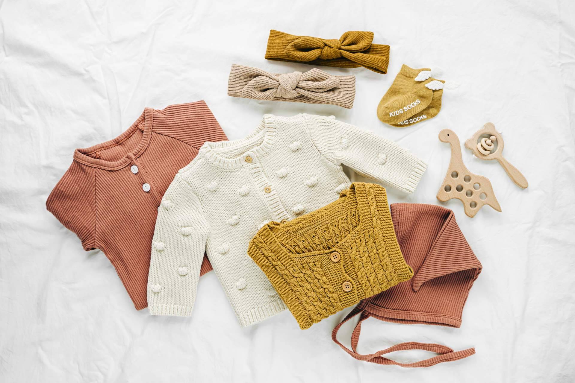 Empieza la nueva temporada otoño-invierno de ropa de bebé online: ¡Sí al color y al estilo!