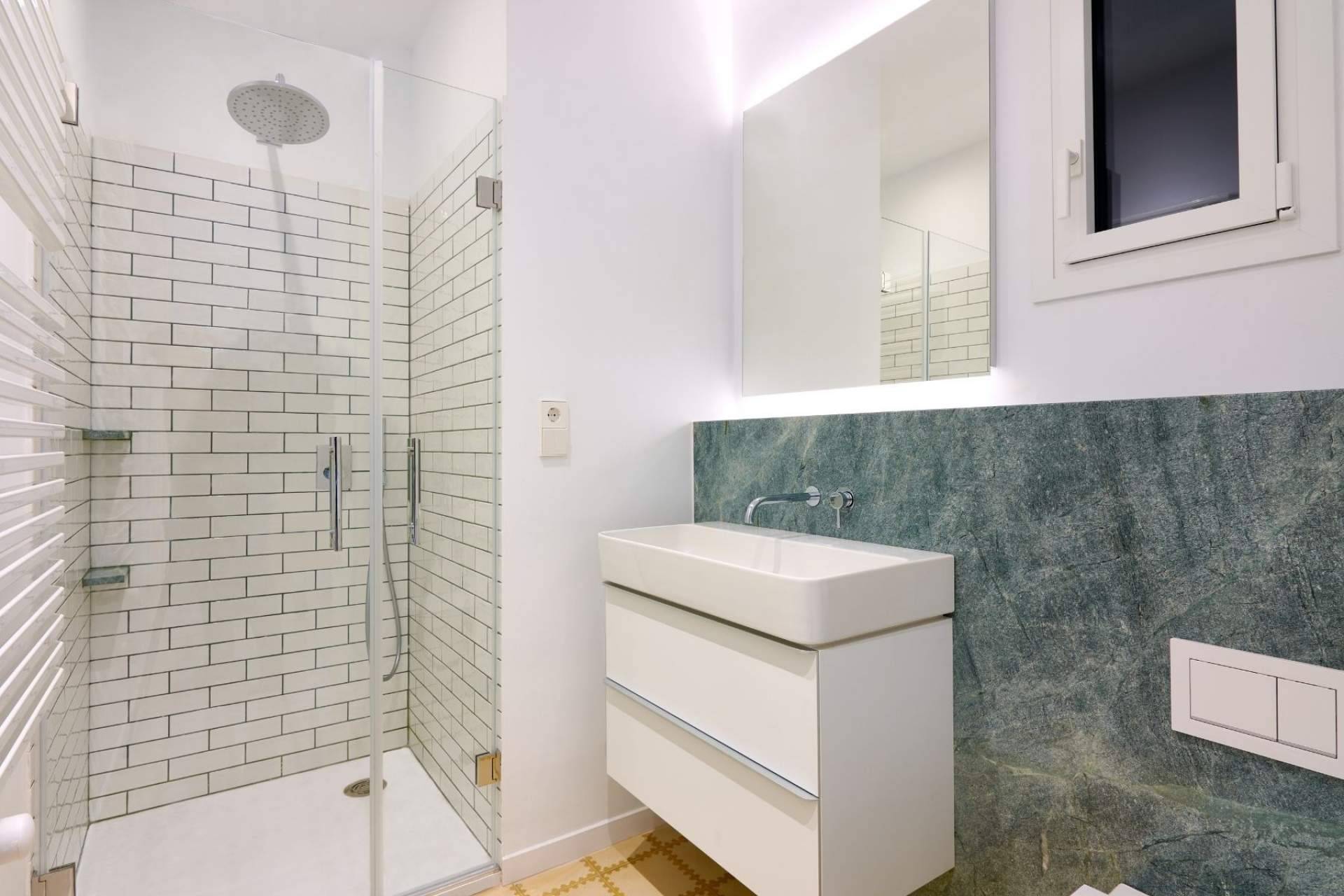 Peluani Construcciones realiza reformas integrales de pisos, chalets y locales