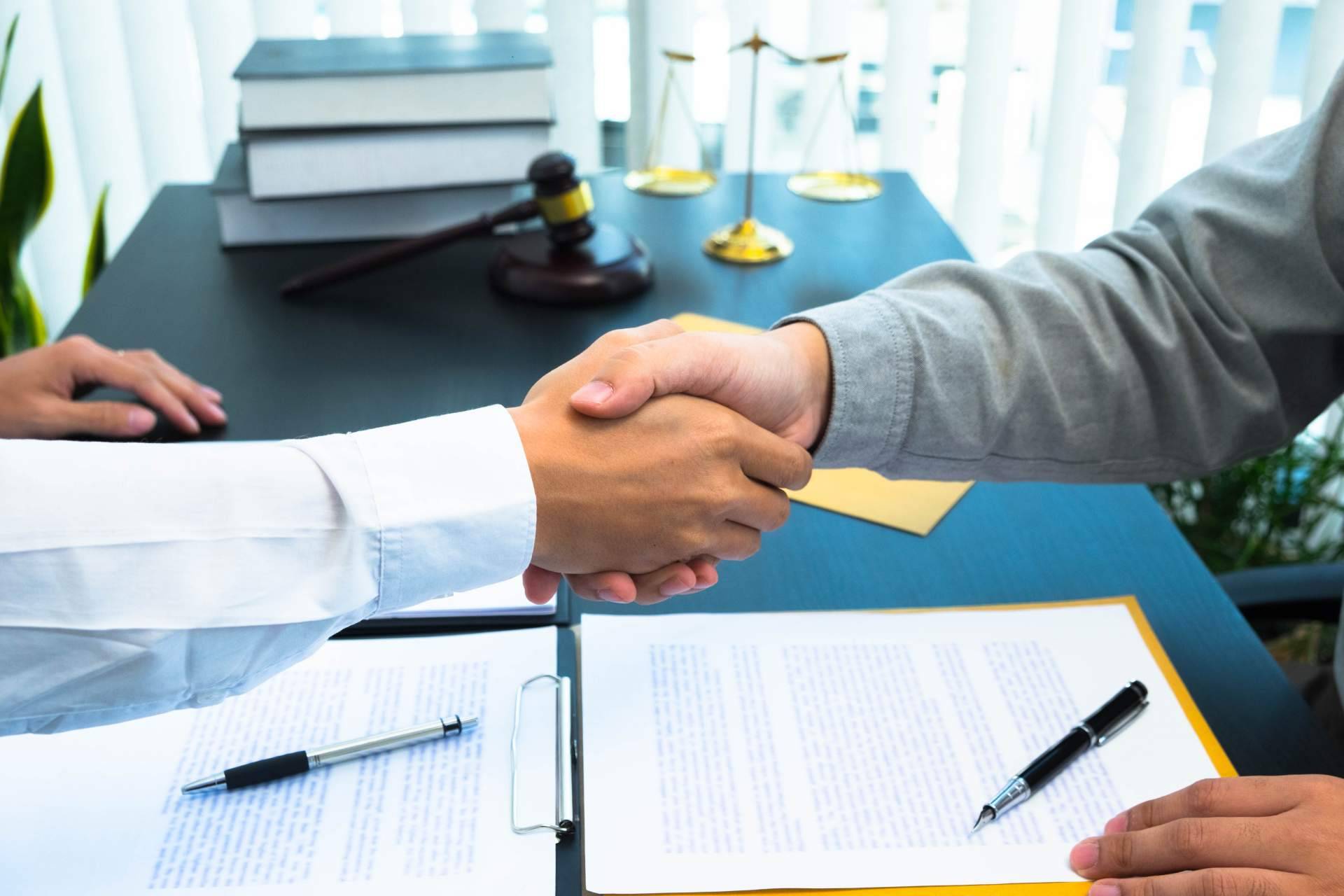 CE Consulting Las Palmas: La Ley de sociedades mercantiles y todo lo que se debe conocer para la separación de una sociedad