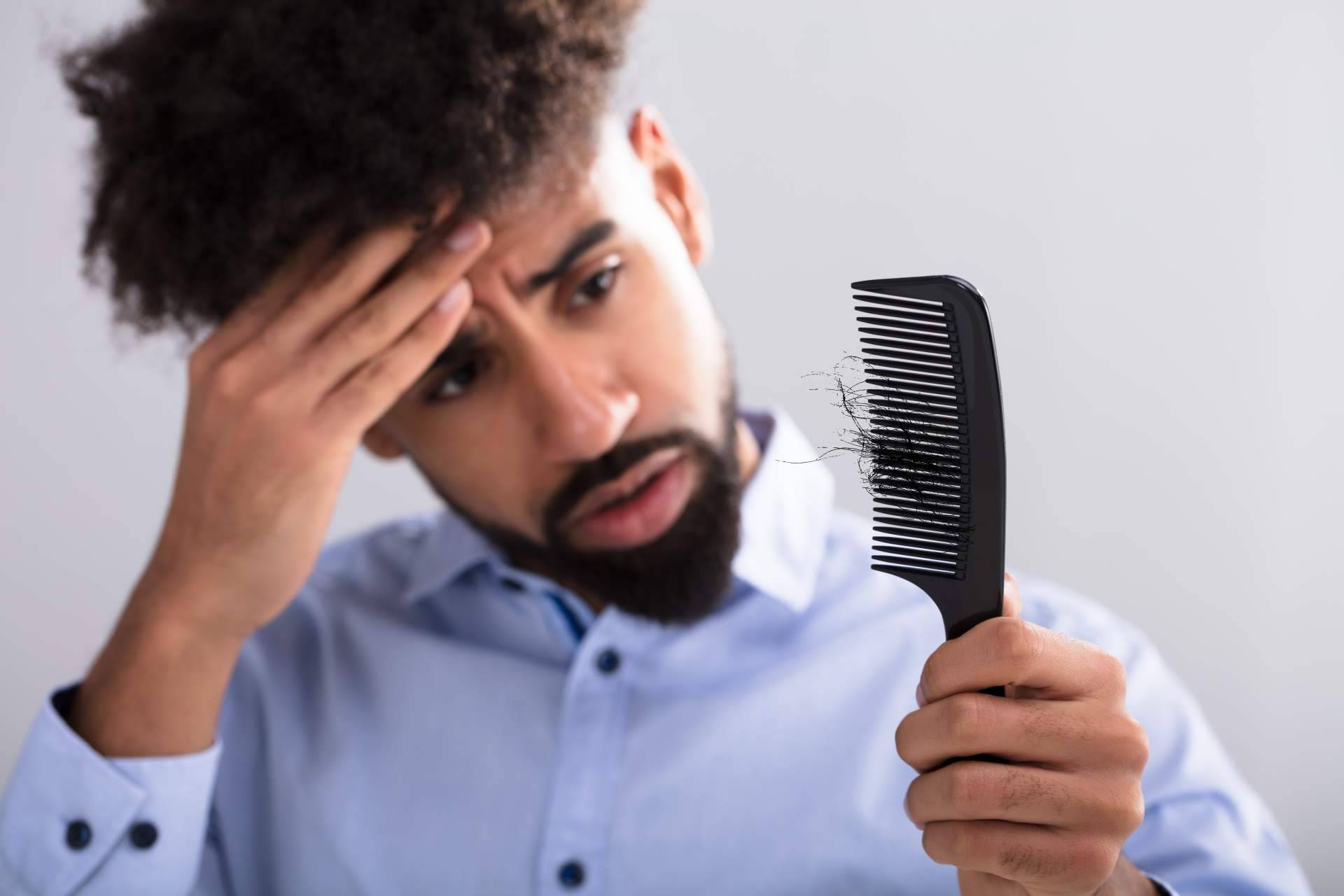 CharoConector Healthy Style ofrece un tratamiento capilar con aceites esenciales para frenar la caída del cabello