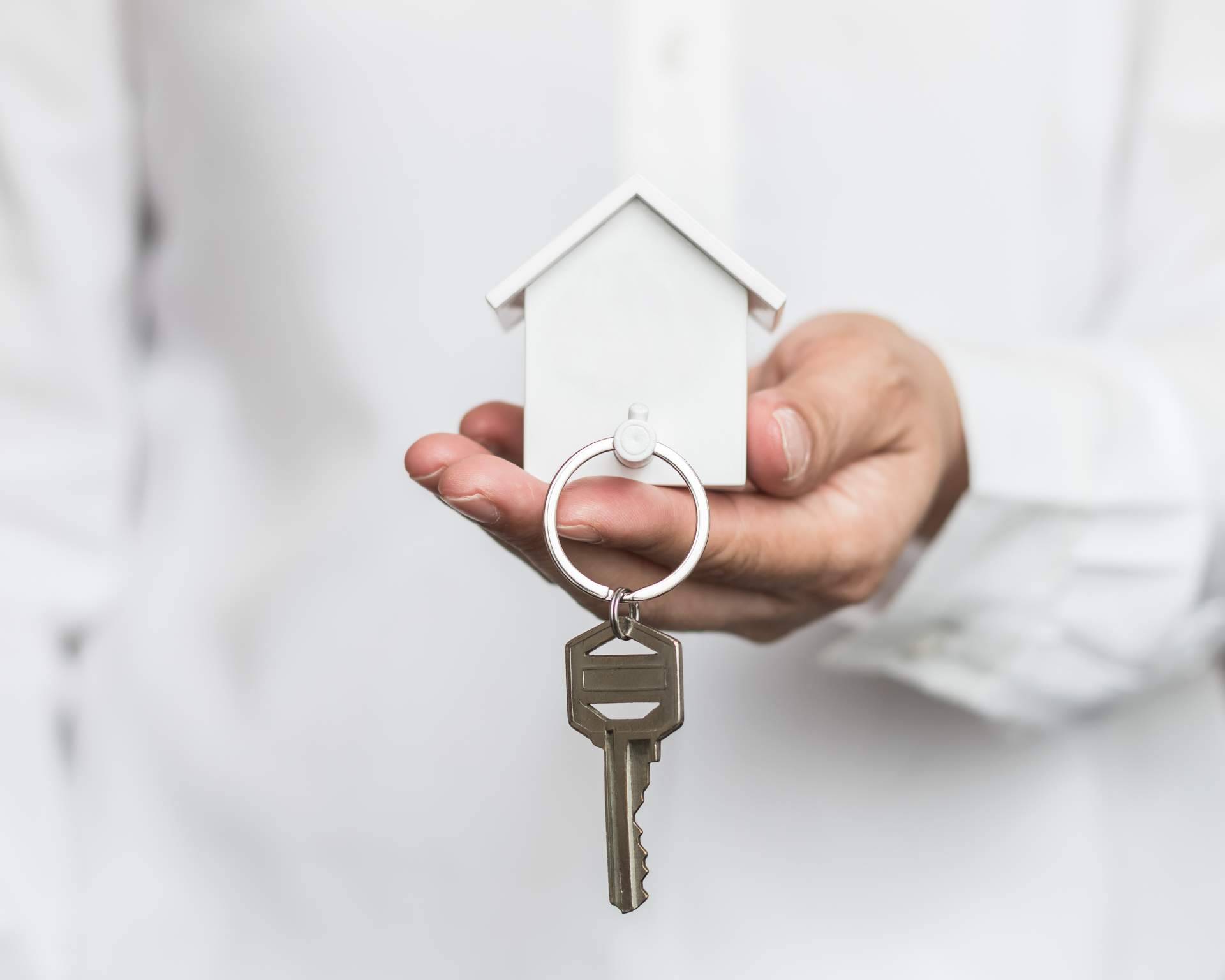 ¿Cómo hacer que comprar y vender pisos en Madrid sea más sencillo?: Sohovivienda