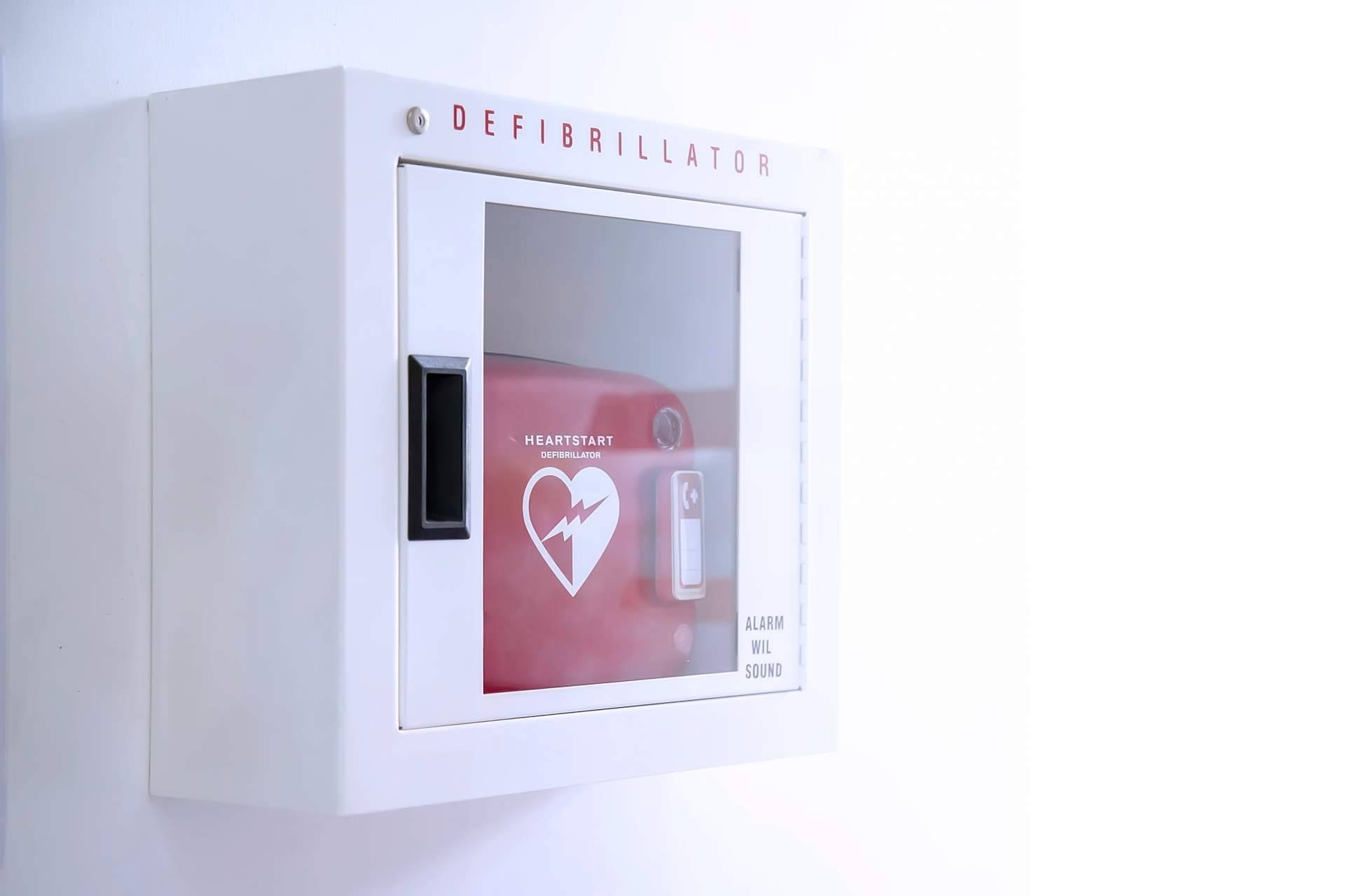 Esforem es una empresa distribuidora de desfibriladores y que realiza cursos de emergencias