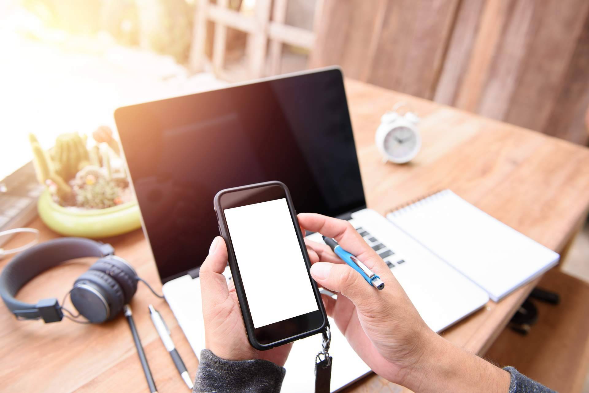 Posicionar y hacer negocio en LinkedIn de la mano de MCM LinkedIntutorial