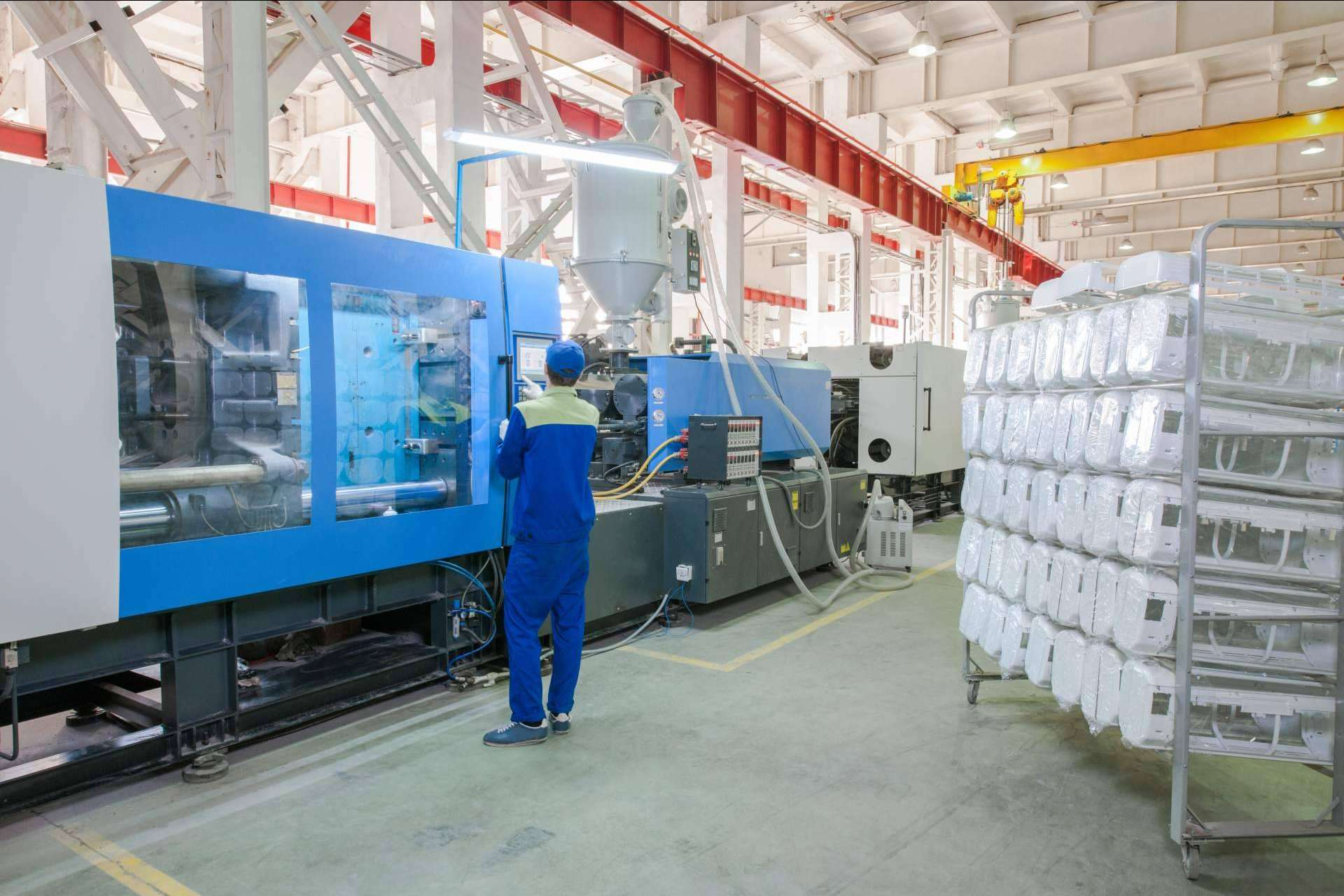 La empresa de confianza en la importación y fabricación de piezas de plástico con moldes de inyección se llama Bull Importer