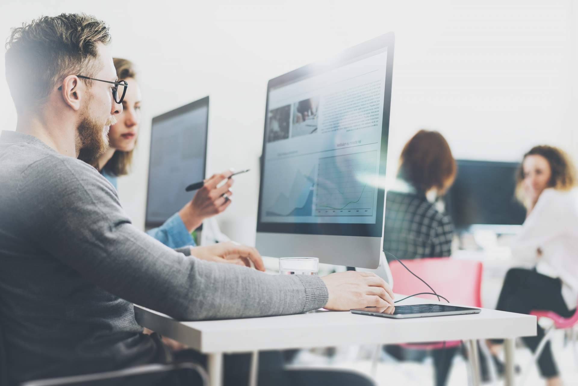 Remove Group: ¿Cuál es la diferencia entre indexar y desindexar contenido en internet?