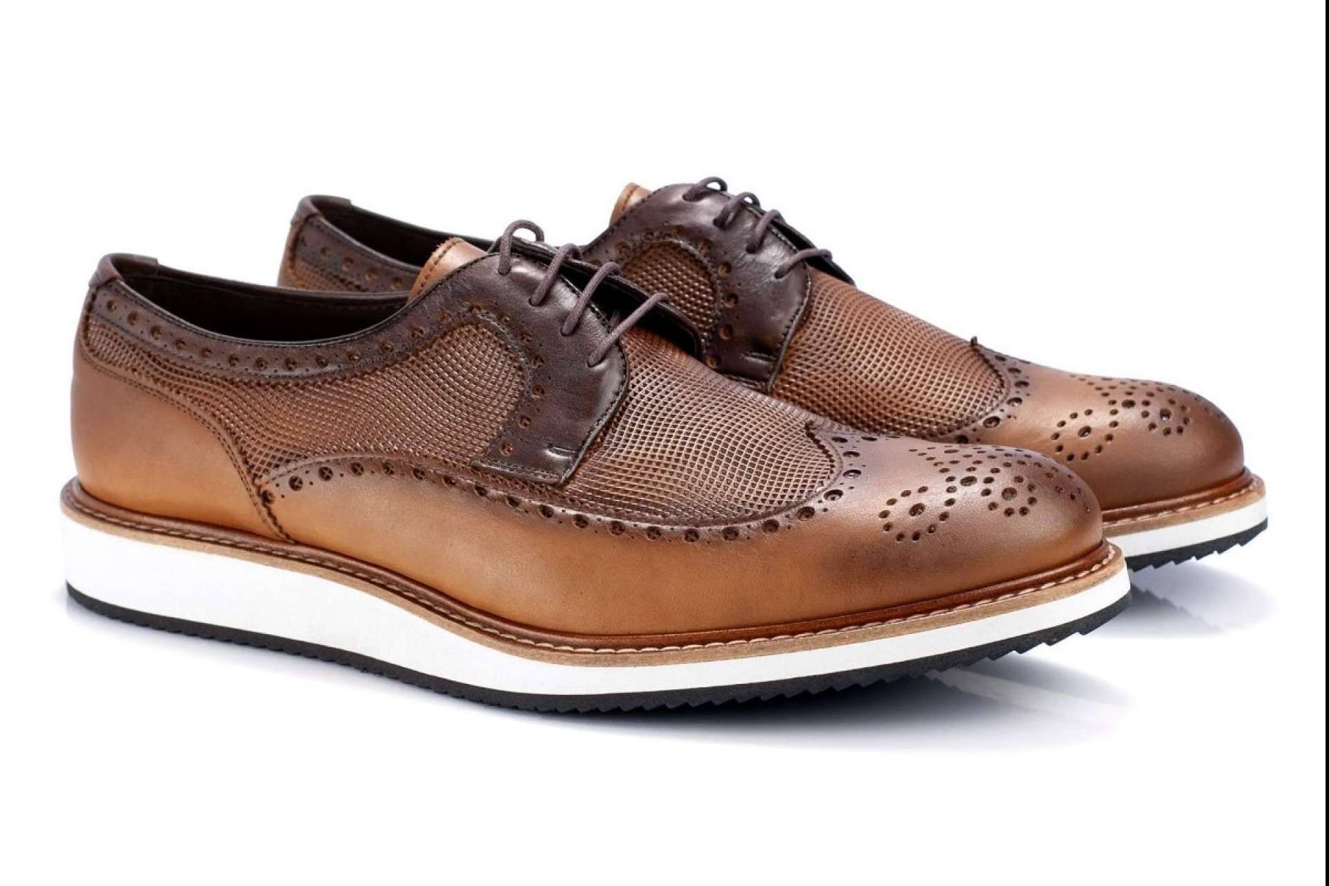 Ortiz & Reed ofrece el complemento perfecto para el hombre actual: los zapatos Derby