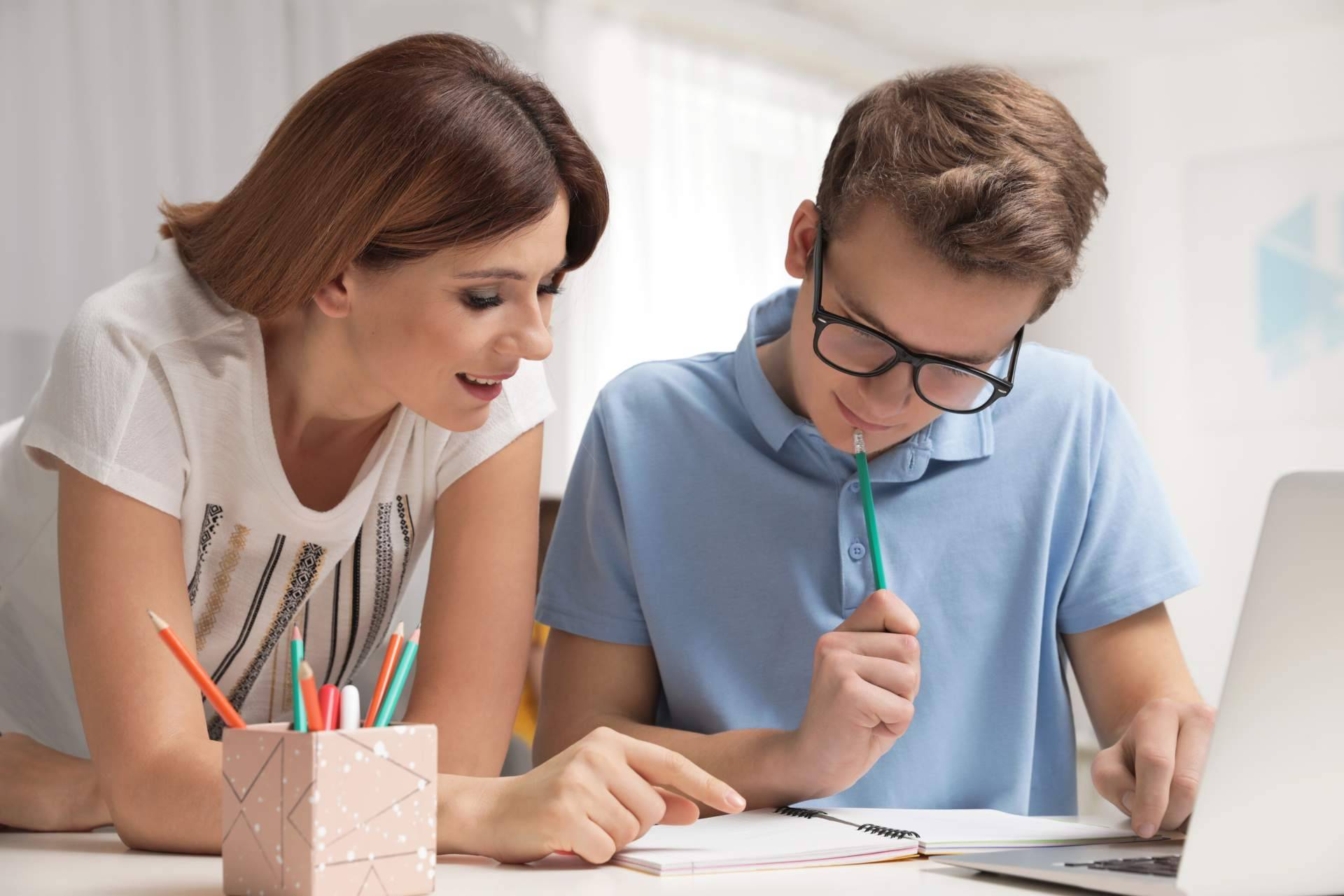 La importancia del curso online sobre técnicas de estudio integradas de la psicóloga y pedagoga Rosa Serrate para evitar el fracaso escolar en España