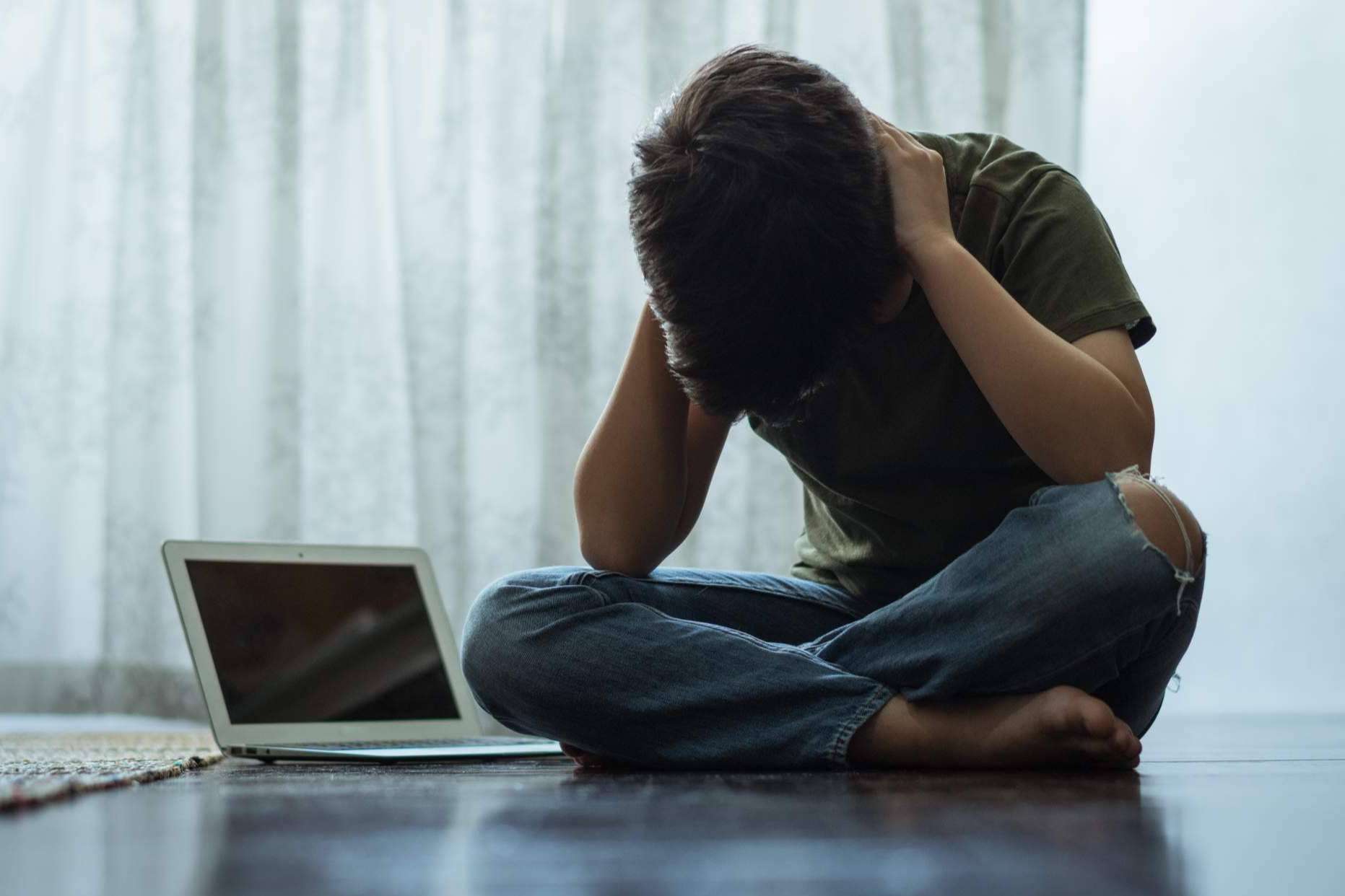 Las ventajas que ofrece el seguro contra el ciberacoso de Remove Group para eliminar contenidos y luchar contra el ciberbullying