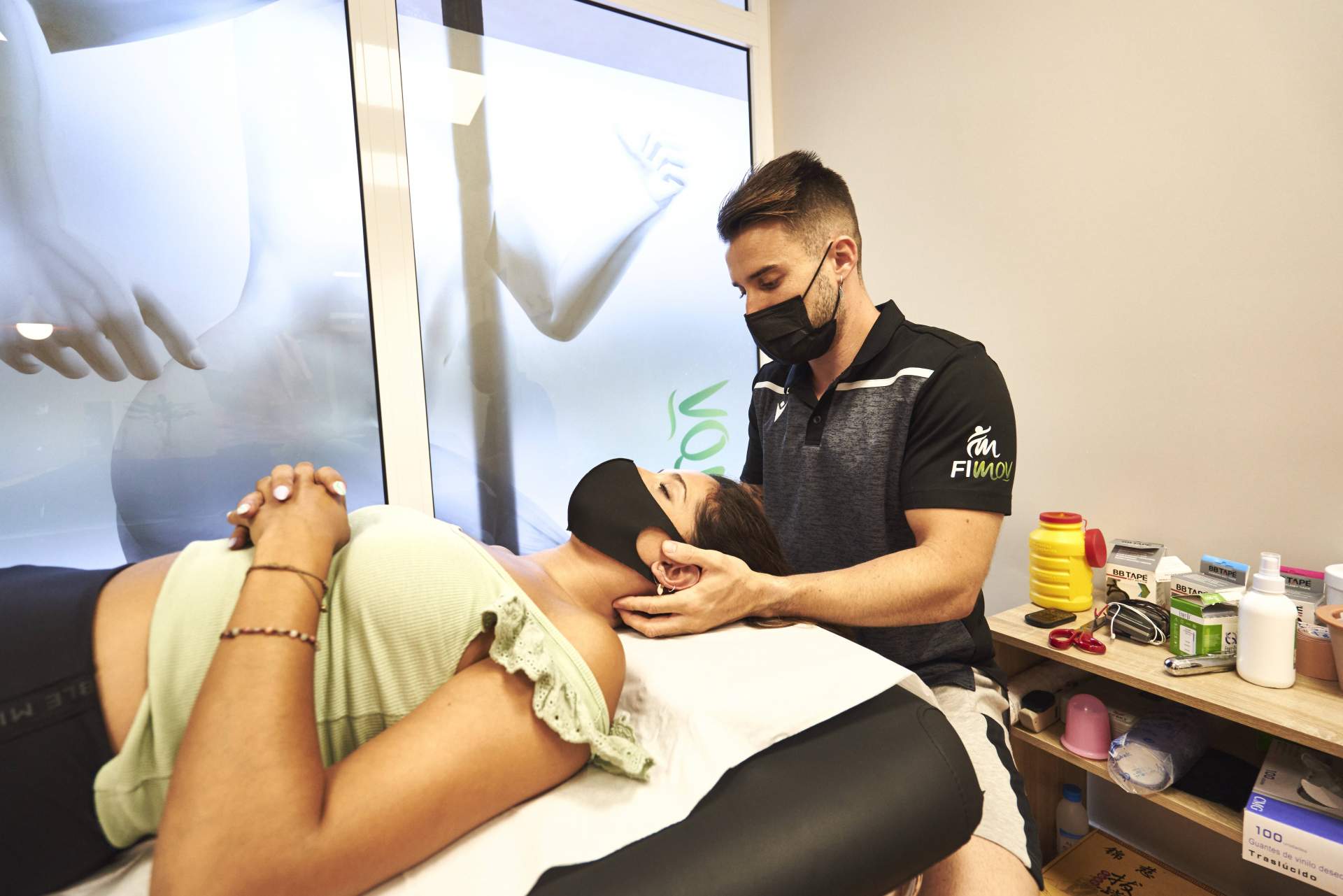 El centro Fimov expone la importancia del tratamiento activo y el ejercicio en la fisioterapia