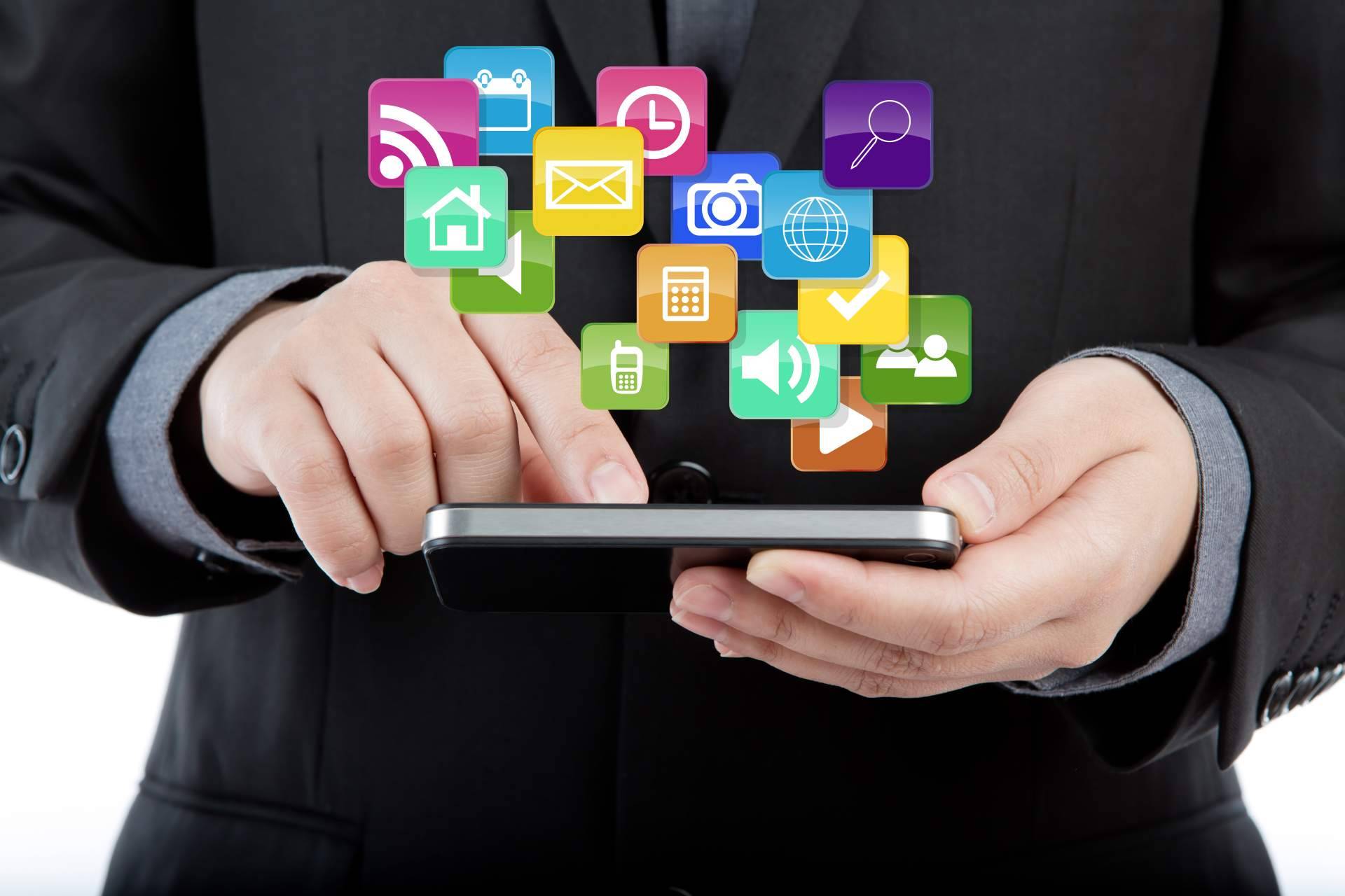 Para vivir de internet en 2021 se puede contar con la propuesta del Club de APPS 777