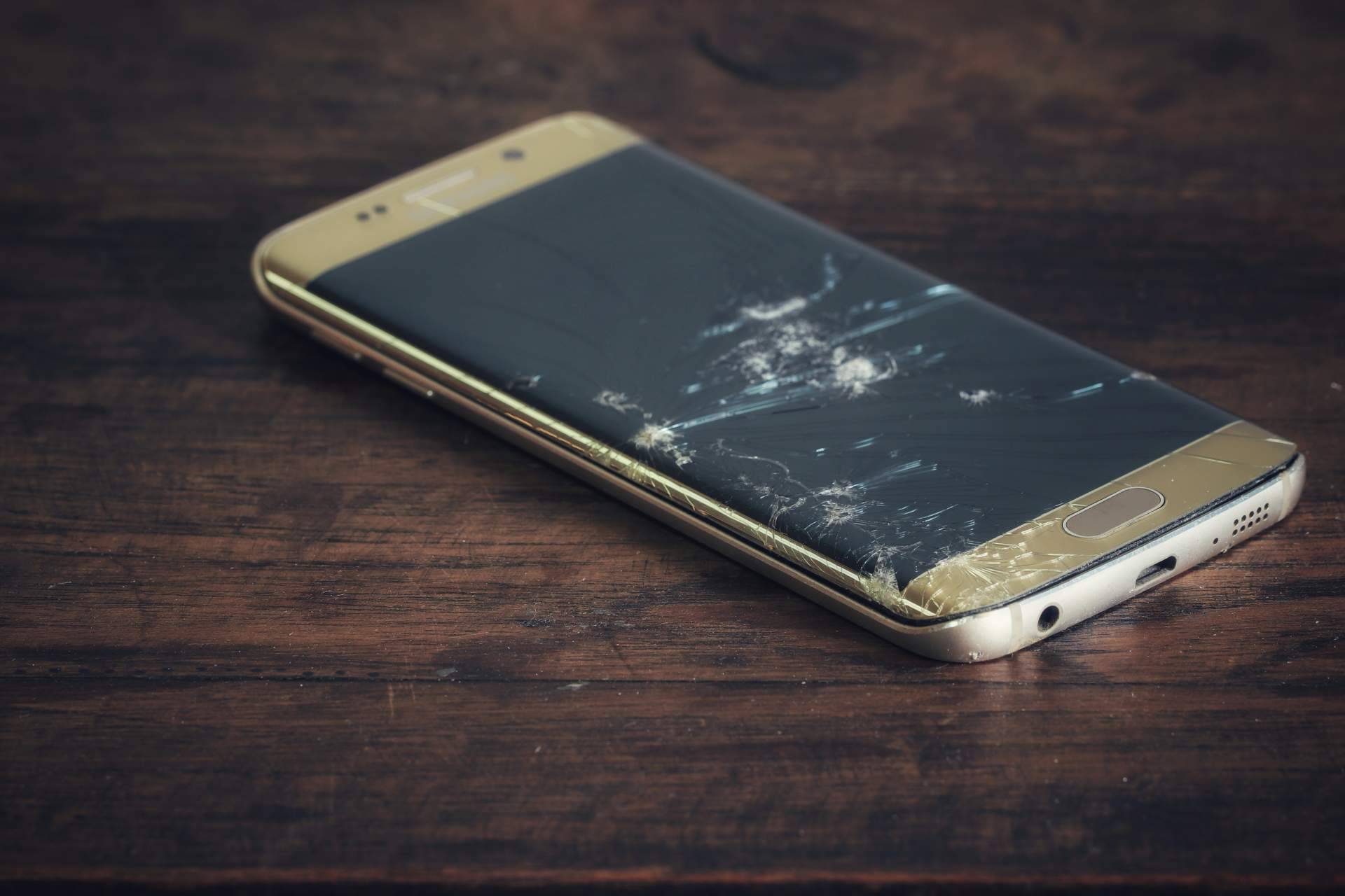 Repuestos Tic ofrece reparaciones de teléfonos marca Samsung