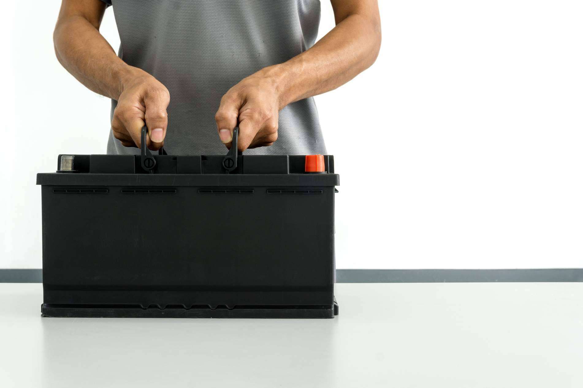 La lista de ventajas de comprar baterías de coche a través de internet