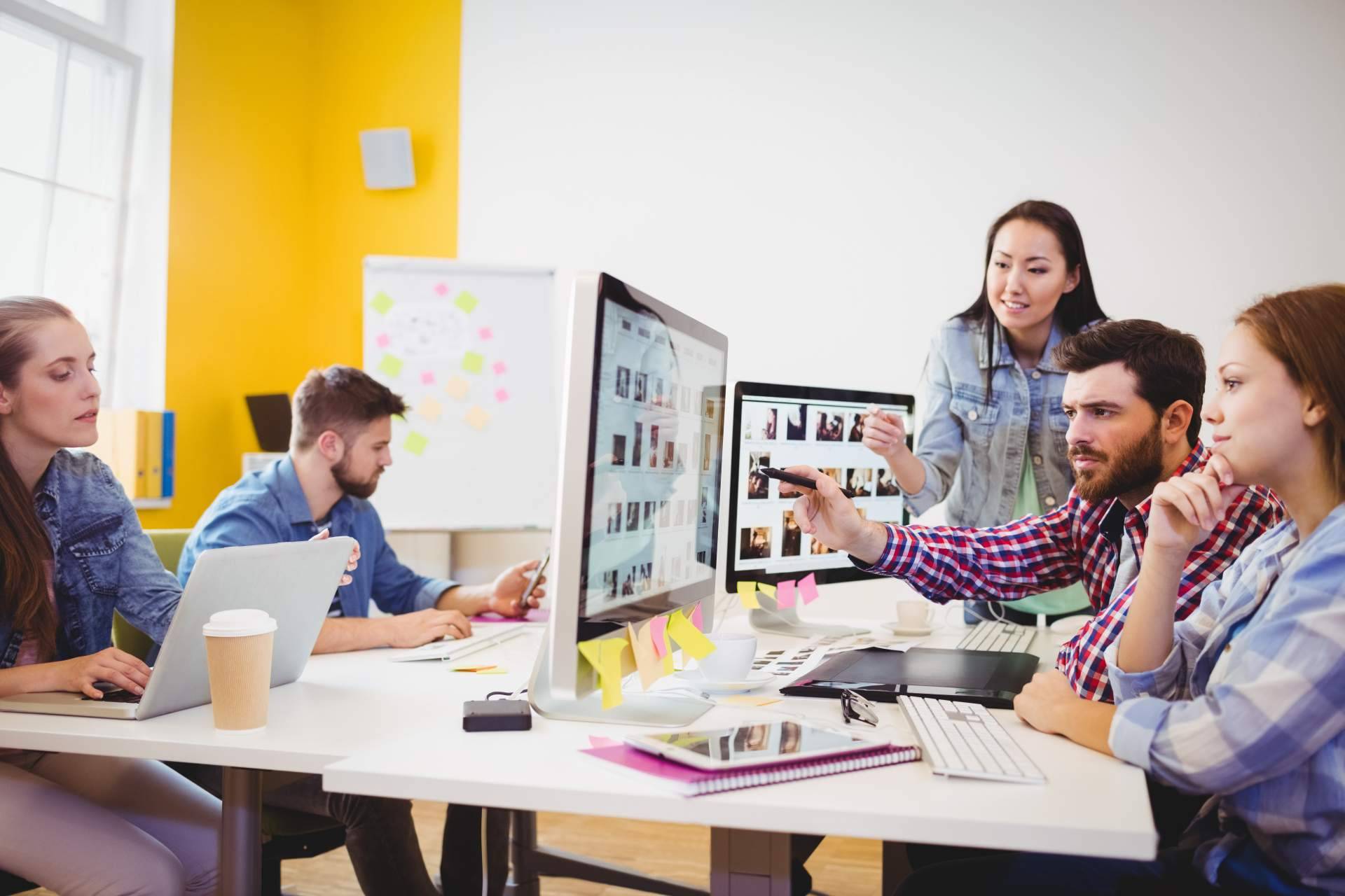 ¿Cómo automatizar los diferentes procesos de una empresa? Los servicios de marketing automatizado de Israel Huerta