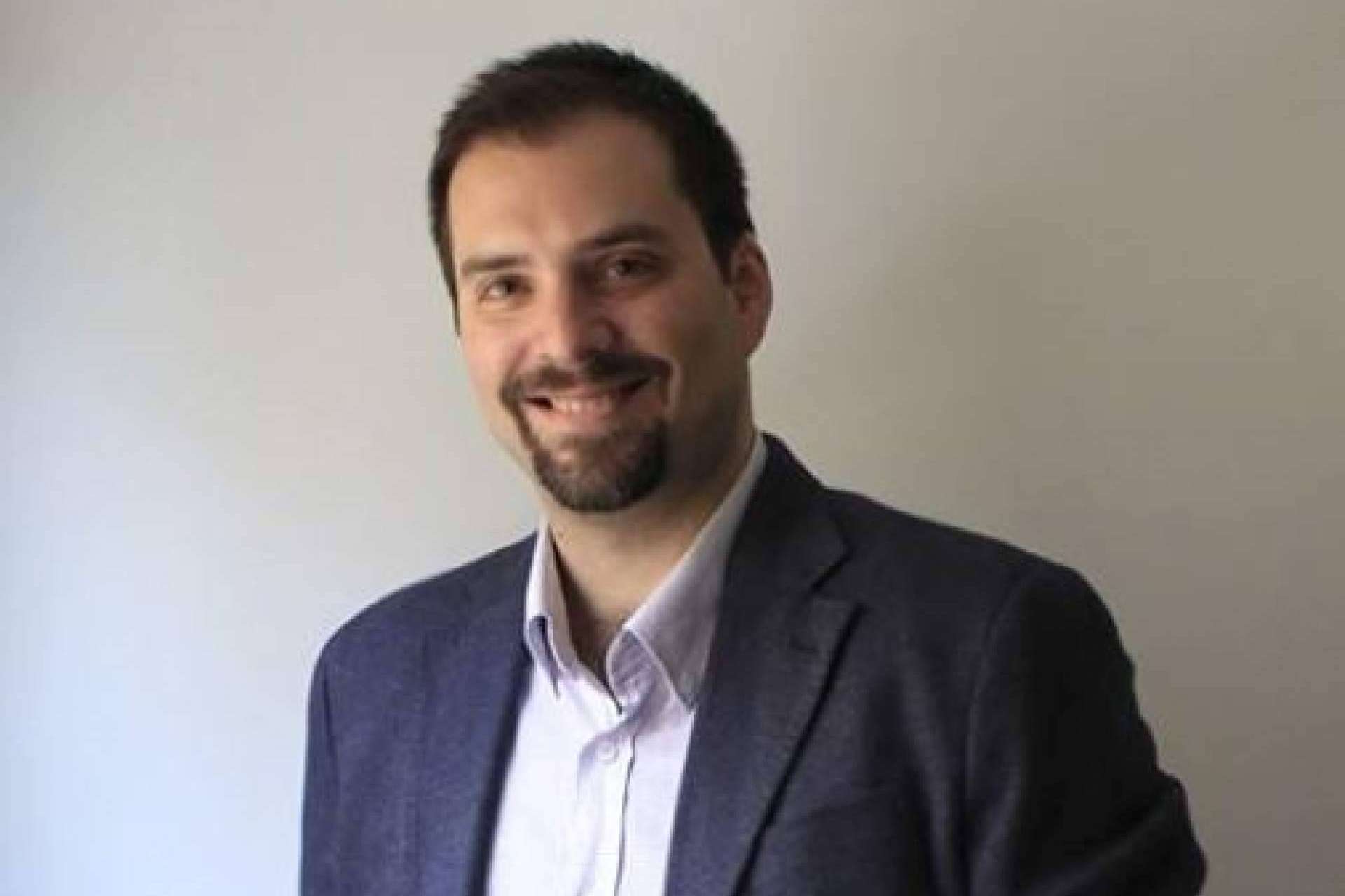 Infoproductos y asesoría del experto en marketing digital Francisco Rubio para impulsar el crecimiento de una empresa en internet
