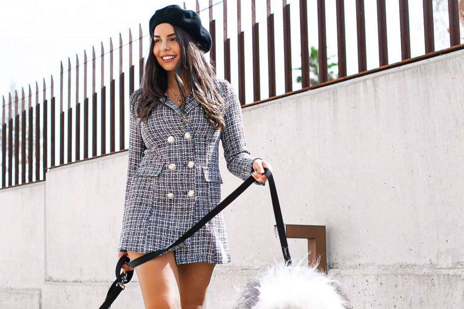 La blazer que triunfa este otoño ha sido mostrada por la influencer Emilia Chaochi